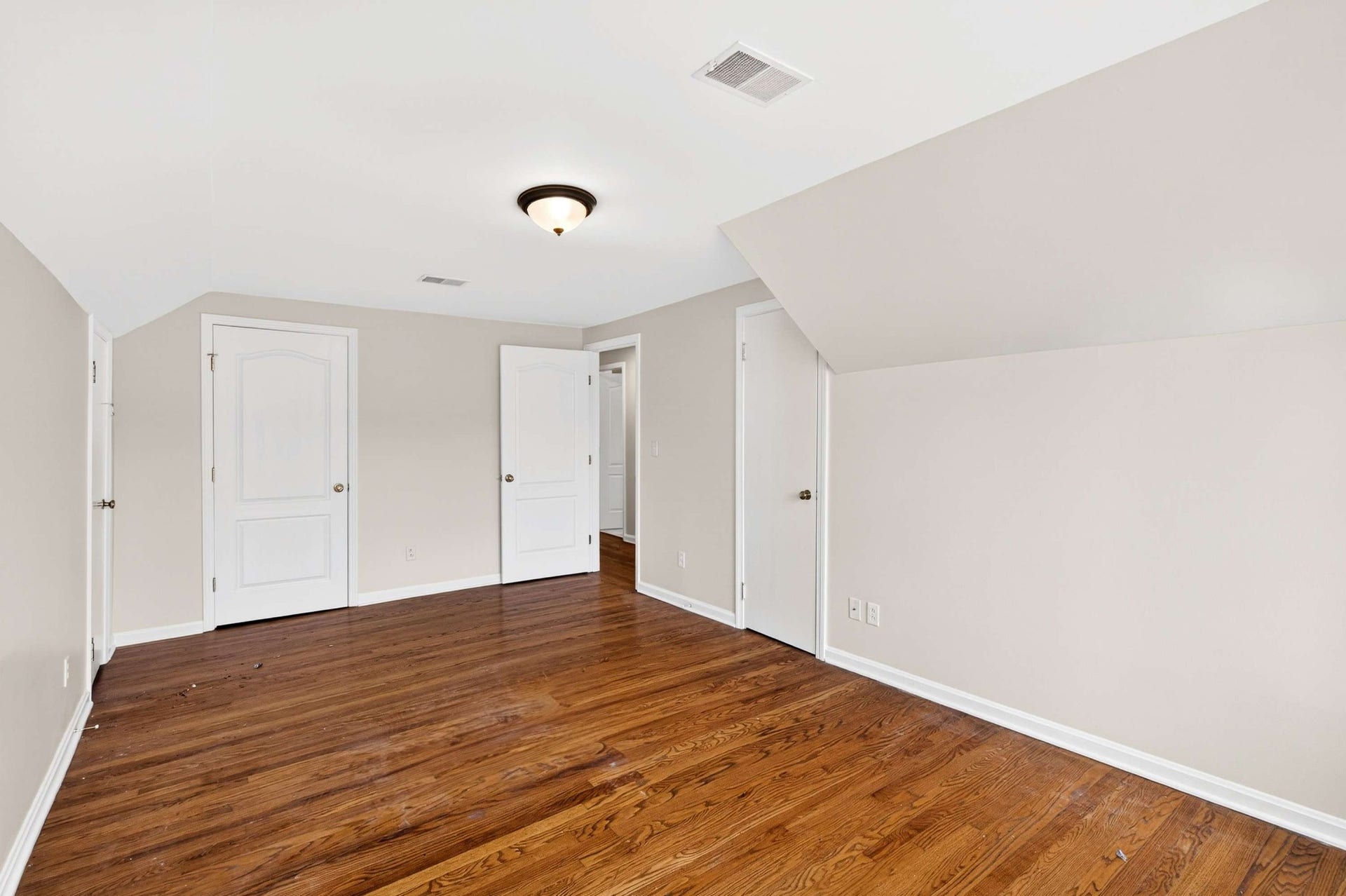 2110 Westwood Ave, Nashville, TN 37212 2110 Westwood Ave, Nashville, TN 37212