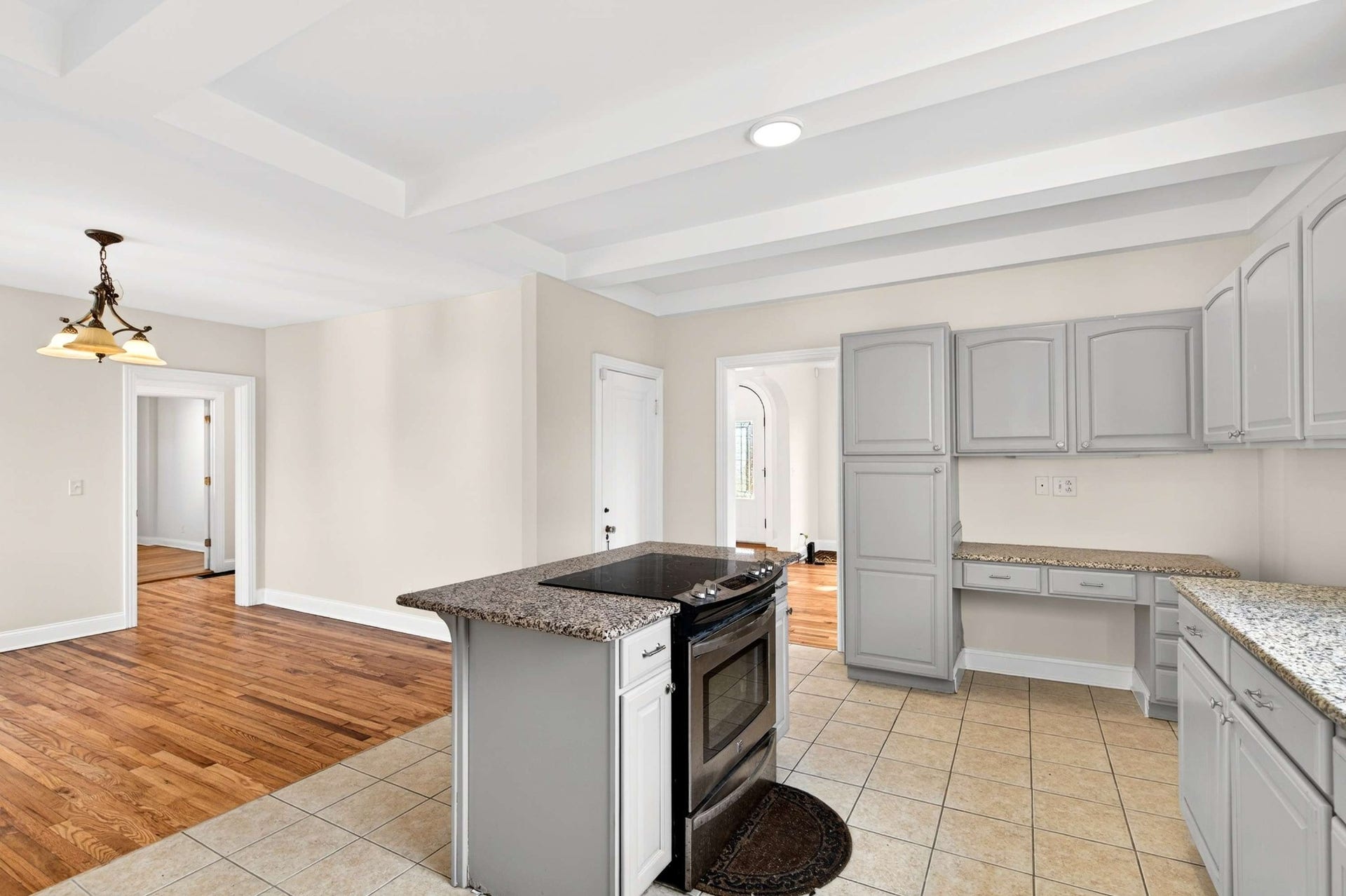 2110 Westwood Ave, Nashville, TN 37212 2110 Westwood Ave, Nashville, TN 37212