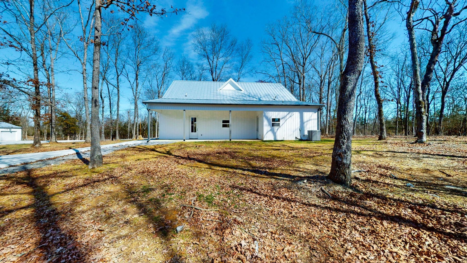 579 Lower Halls Mill Rd, Shelbyville, TN 37160 579 Lower Halls Mill Rd, Shelbyville, TN 37160