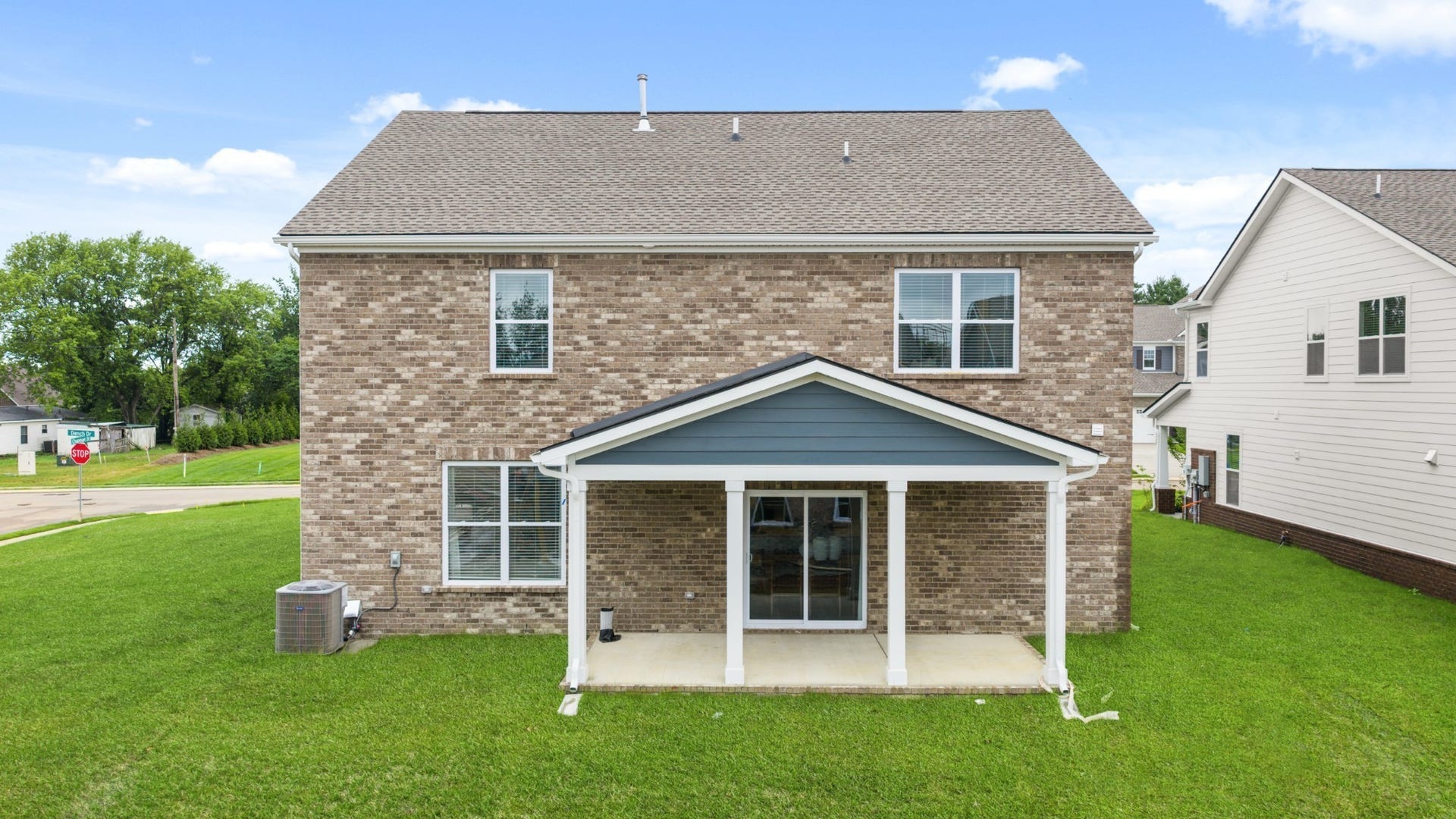 1321 Essem Drive, Murfreesboro, TN 37130 1321 Essem Drive, Murfreesboro, TN 37130