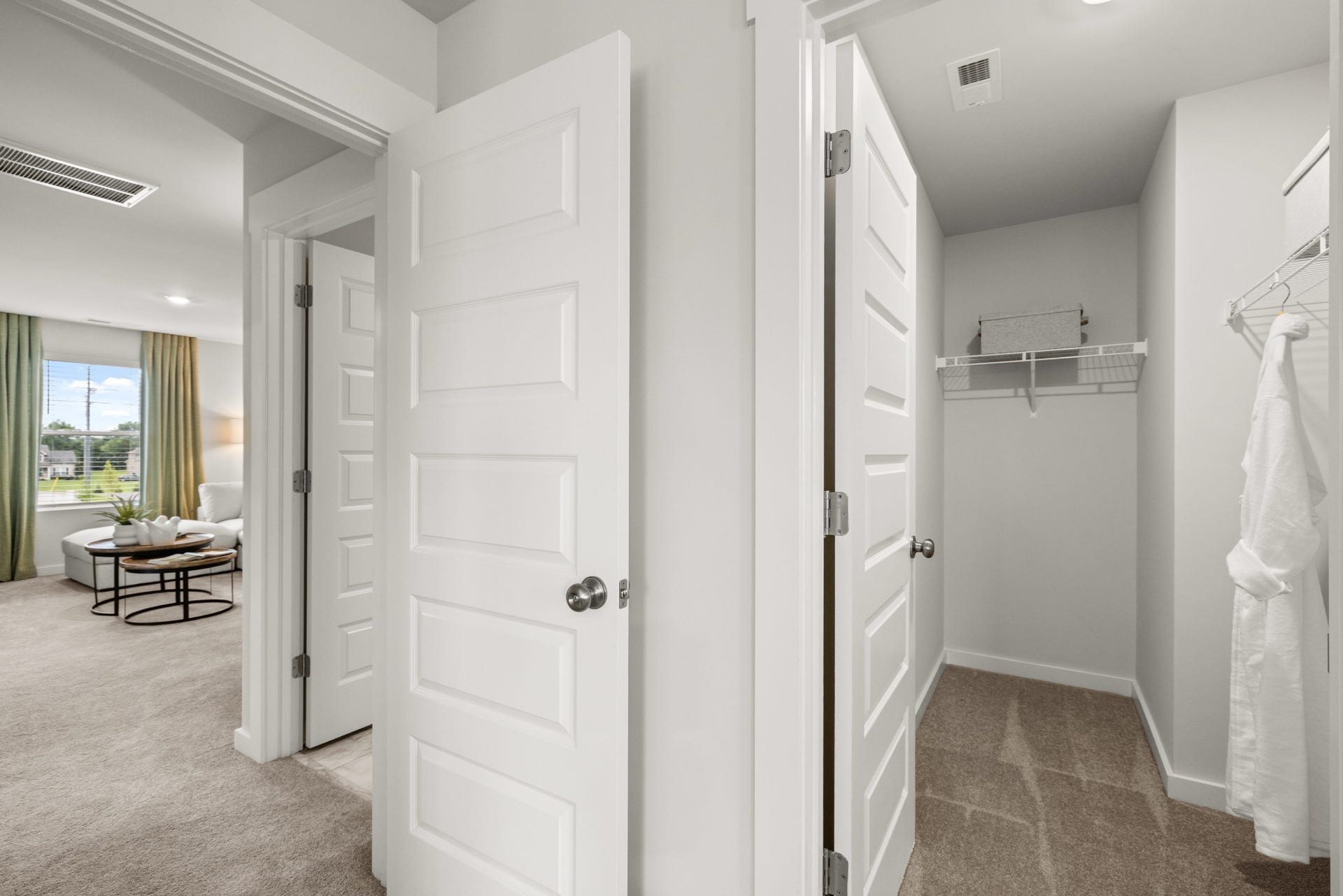 1321 Essem Drive, Murfreesboro, TN 37130 1321 Essem Drive, Murfreesboro, TN 37130