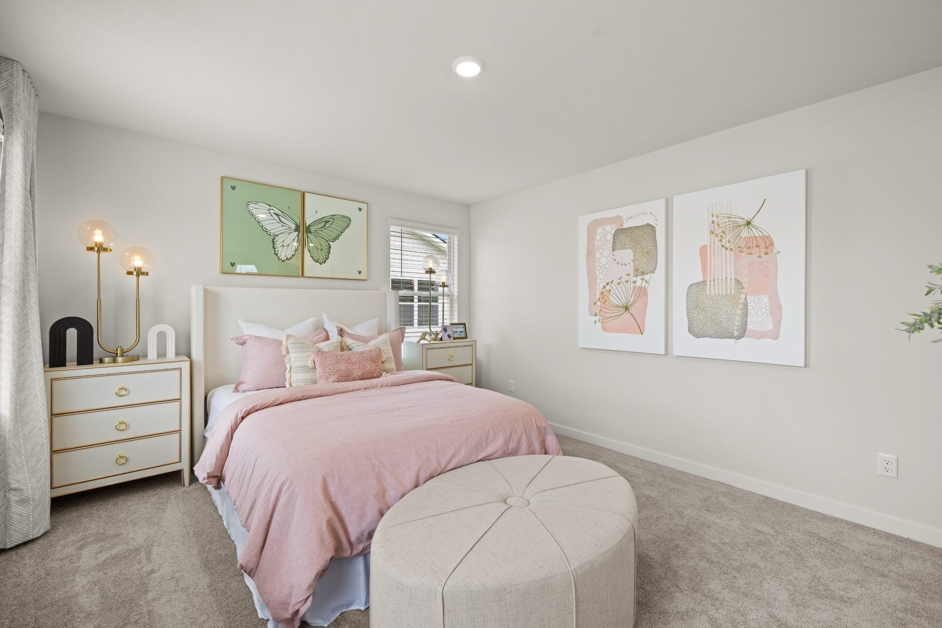 1321 Essem Drive, Murfreesboro, TN 37130 1321 Essem Drive, Murfreesboro, TN 37130