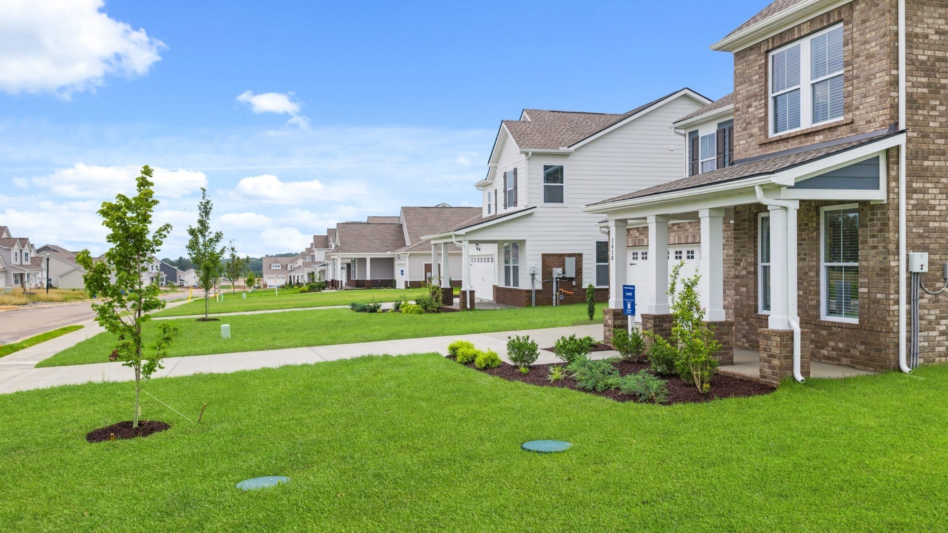 1321 Essem Drive, Murfreesboro, TN 37130 1321 Essem Drive, Murfreesboro, TN 37130