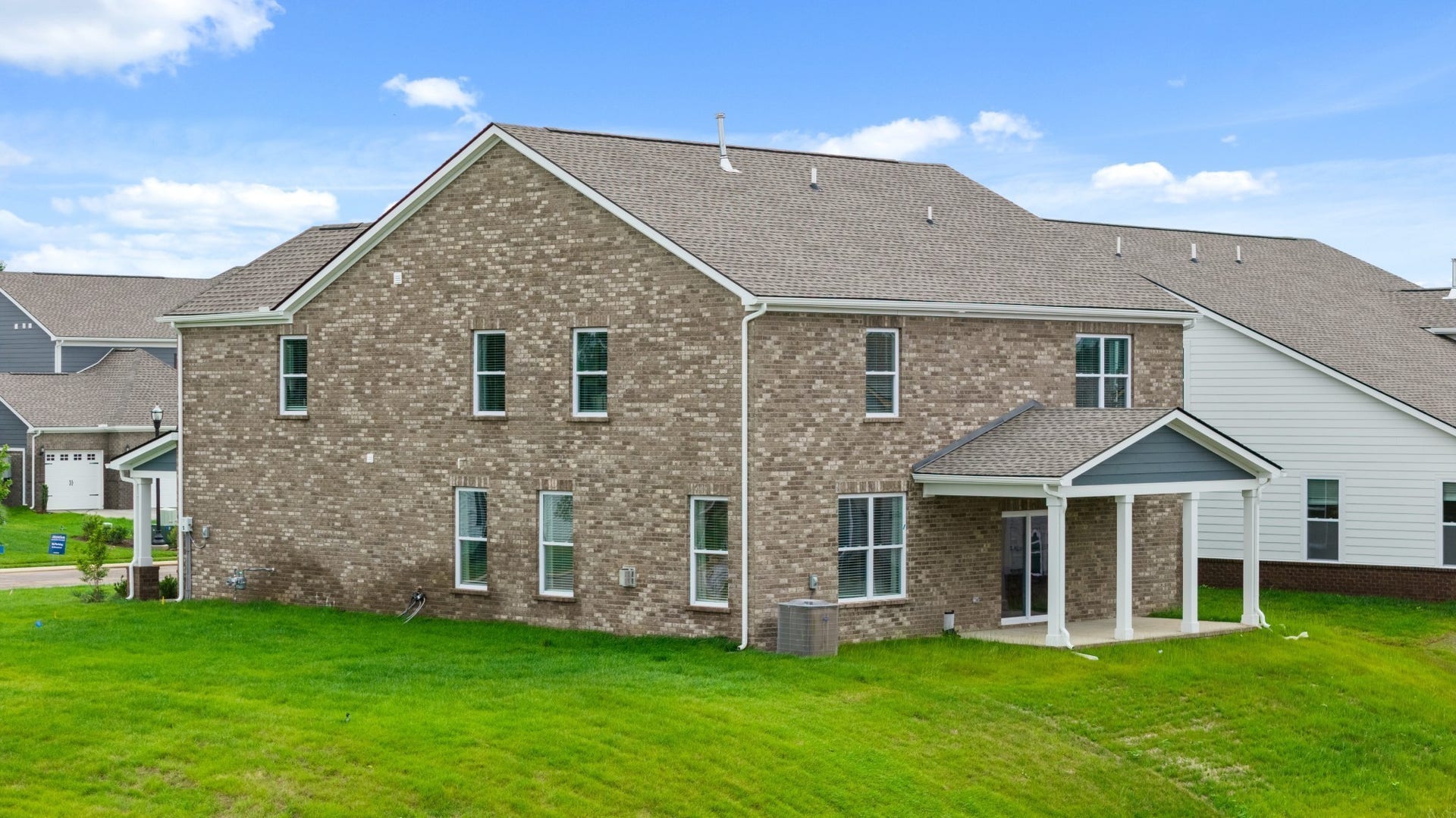1321 Essem Drive, Murfreesboro, TN 37130 1321 Essem Drive, Murfreesboro, TN 37130