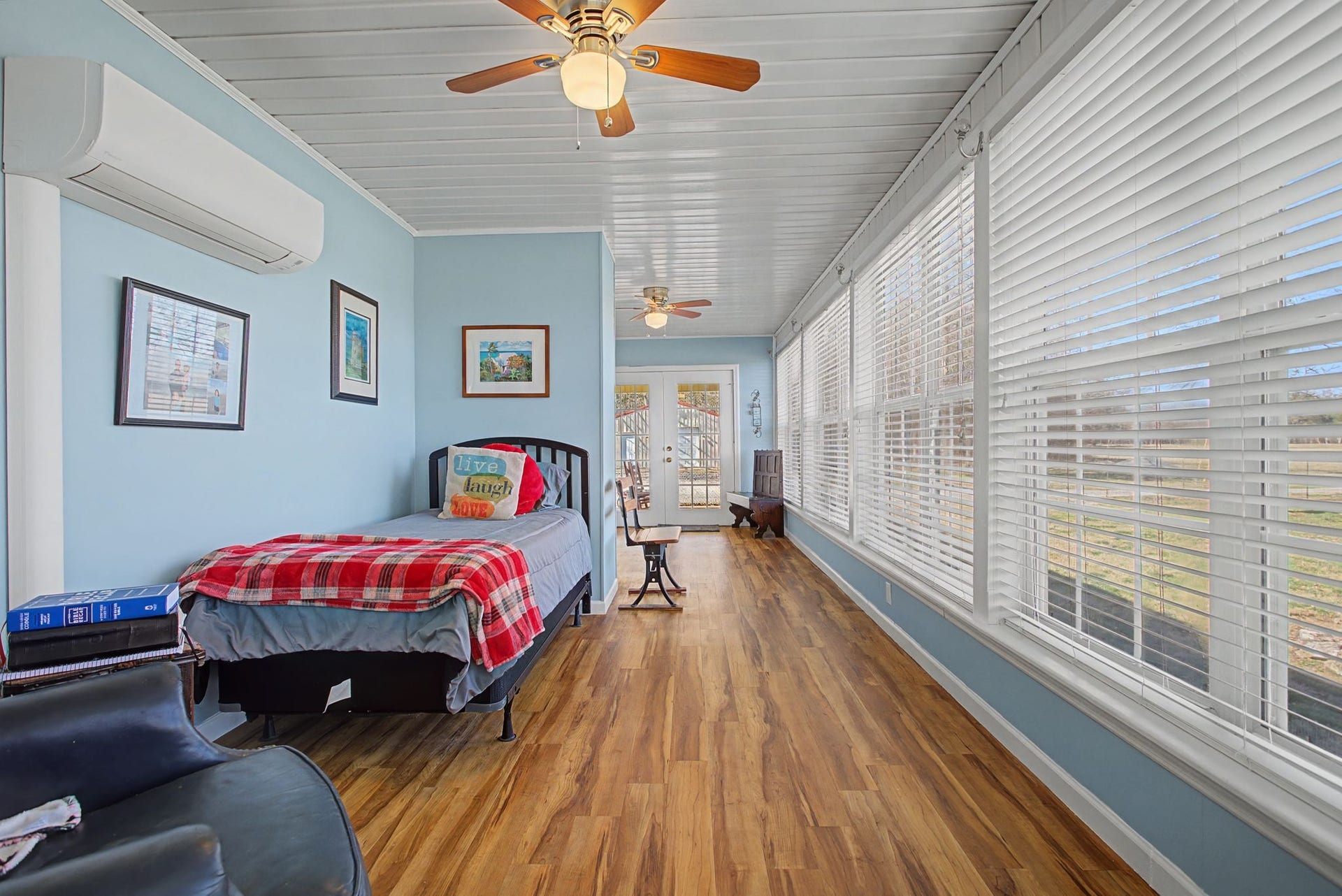 1545 Irwin Rd, Lewisburg, TN 37091 Another view of the sunroom, currently being used as an extra bunk room and office