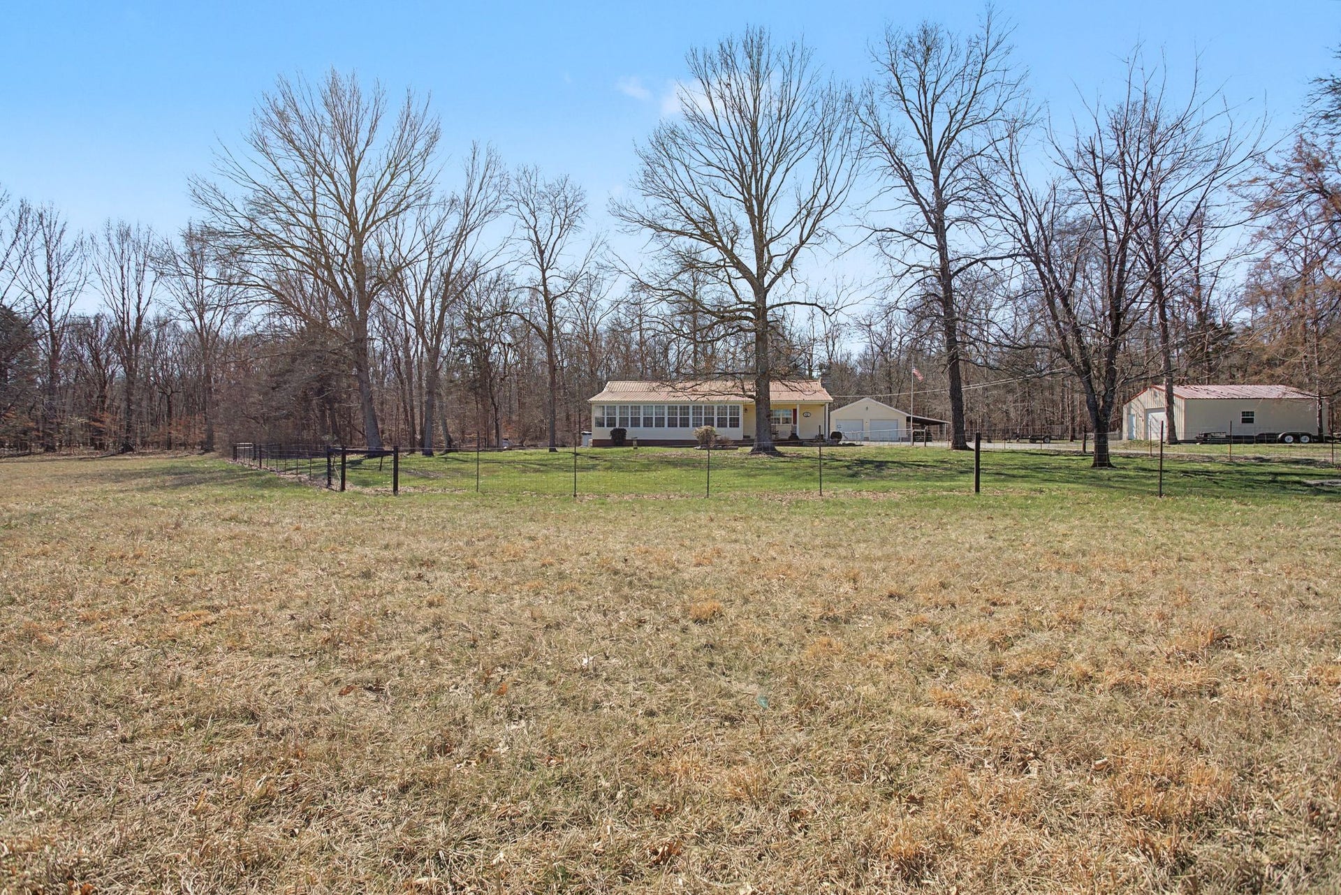 1545 Irwin Rd, Lewisburg, TN 37091 View from front yard
