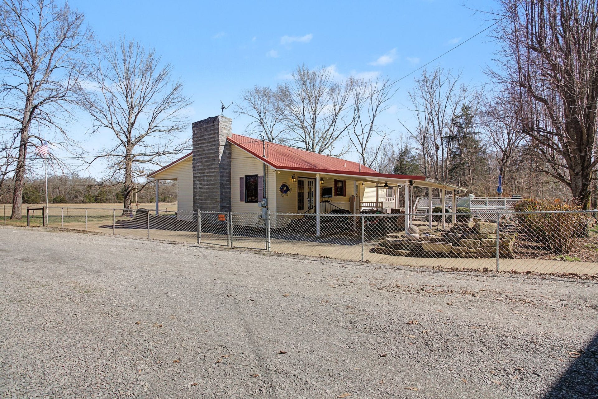 1545 Irwin Rd, Lewisburg, TN 37091 Back view of house from the driveway and extra parking area