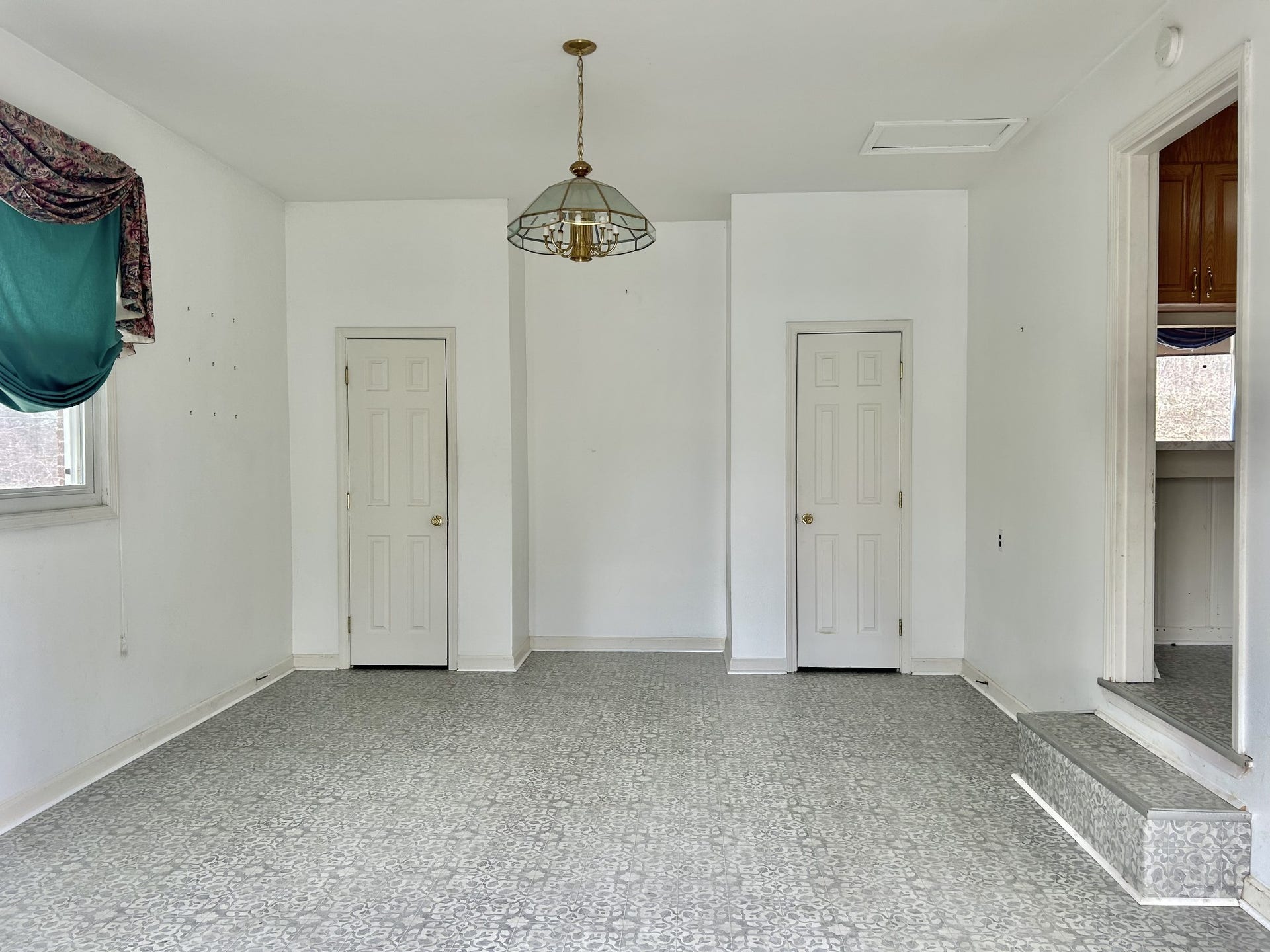 1301 Sycamore Dr, Manchester, TN 37355 1301 Sycamore Dr, Manchester, TN 37355