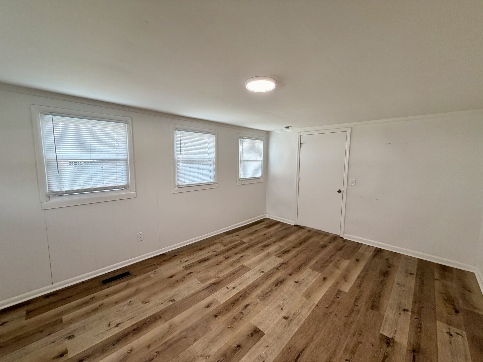 609 S Highland Ave, Murfreesboro, TN 37130 609 S Highland Ave, Murfreesboro, TN 37130