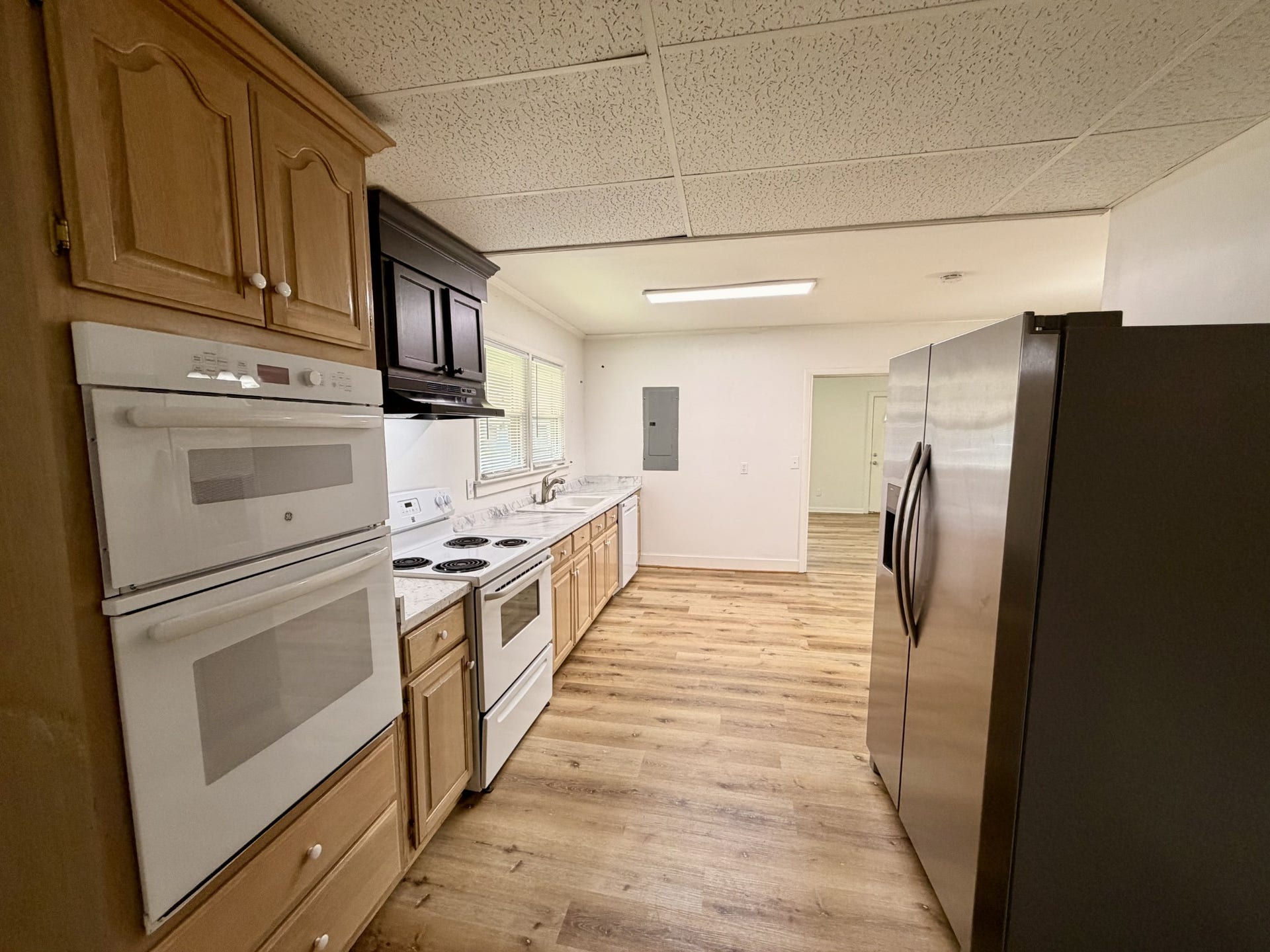 609 S Highland Ave, Murfreesboro, TN 37130 609 S Highland Ave, Murfreesboro, TN 37130