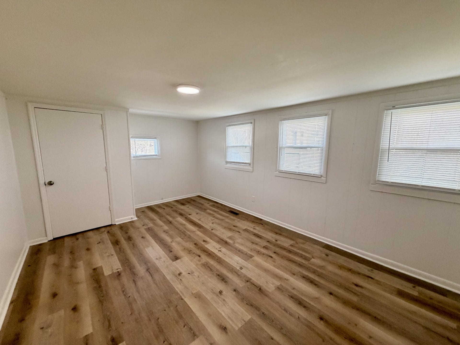 609 S Highland Ave, Murfreesboro, TN 37130 609 S Highland Ave, Murfreesboro, TN 37130