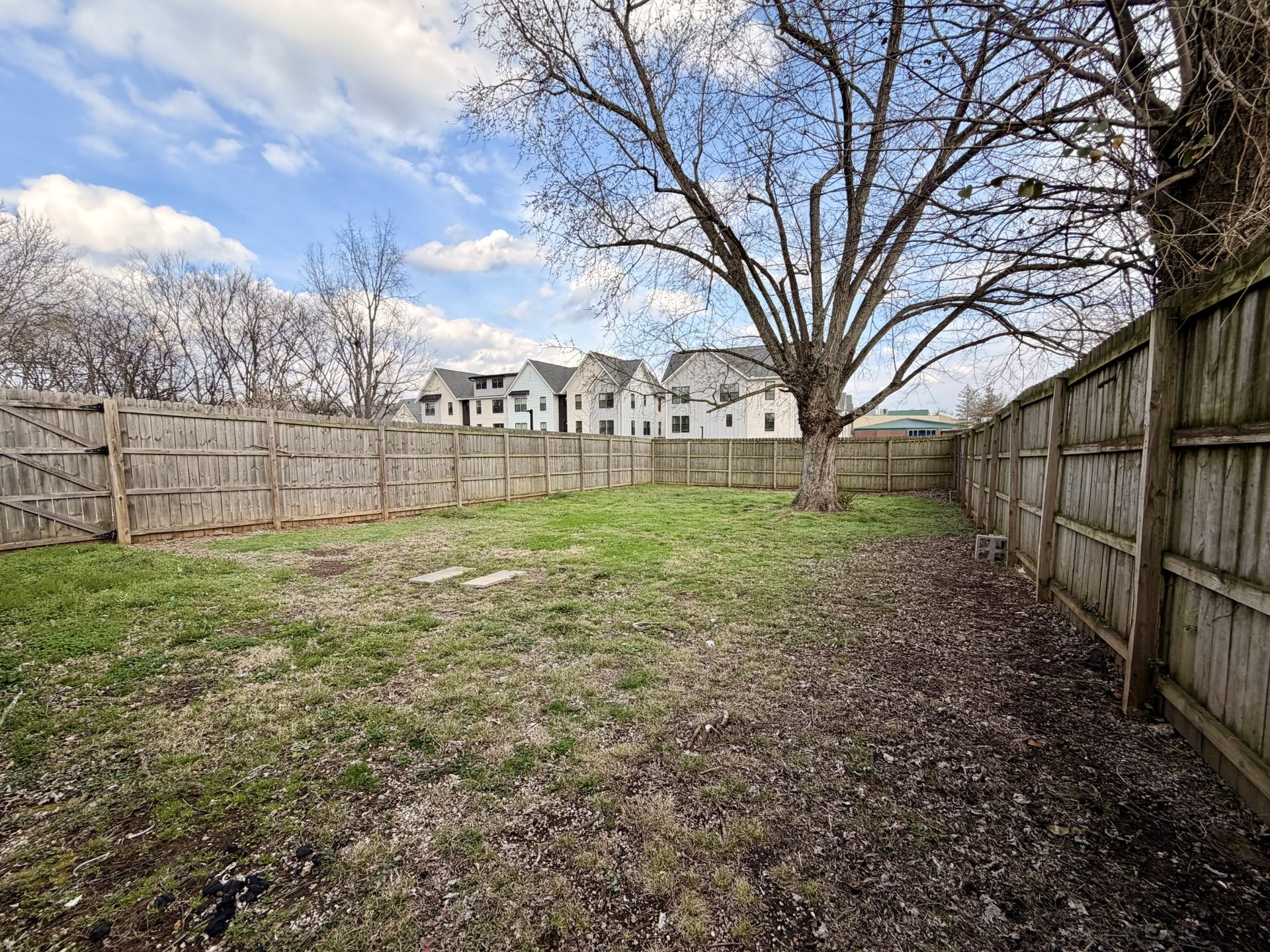 609 S Highland Ave, Murfreesboro, TN 37130 609 S Highland Ave, Murfreesboro, TN 37130