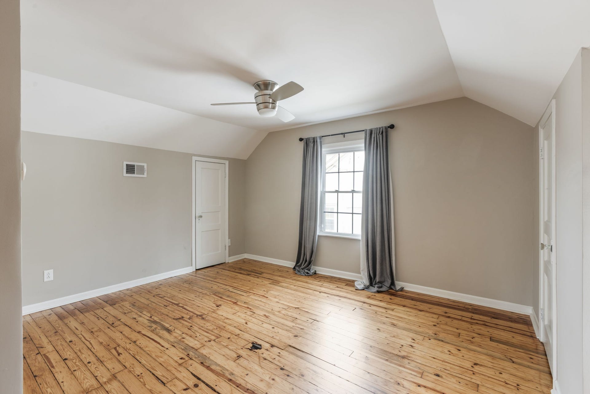 1410 Janie Ave, Nashville, TN 37216 1410 Janie Ave, Nashville, TN 37216