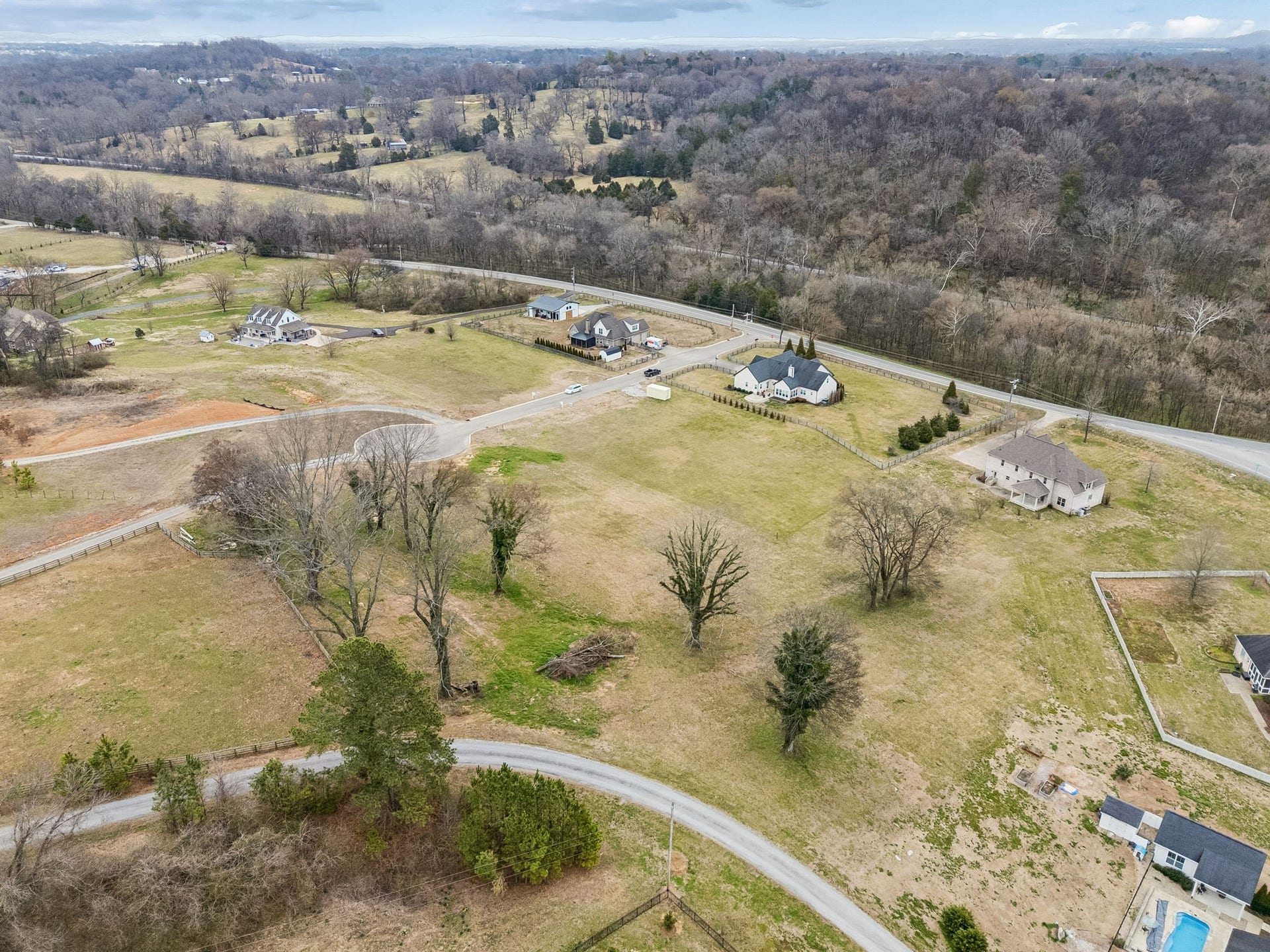 105 Heirloom Ln, Columbia, TN 38401