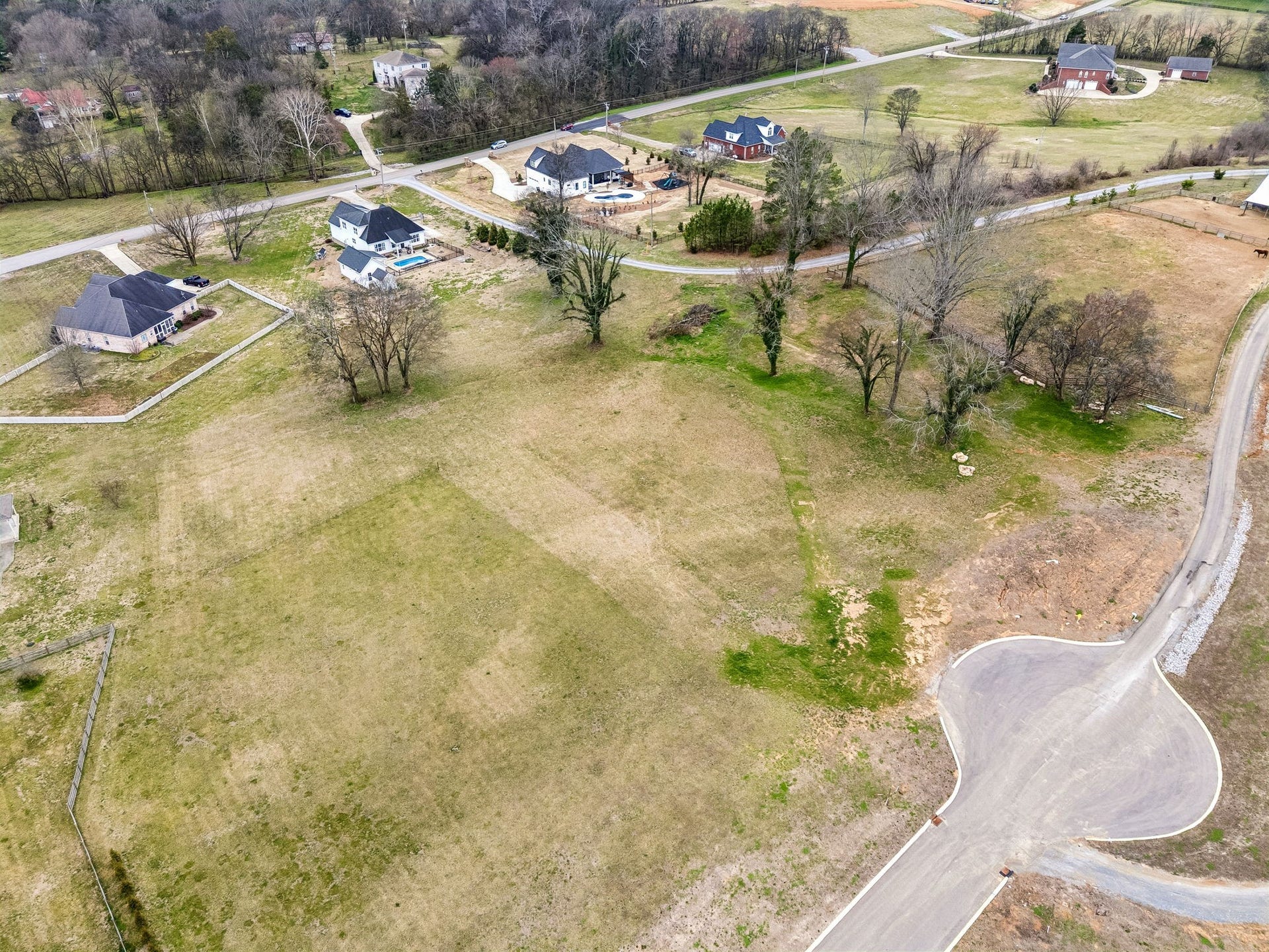 105 Heirloom Ln, Columbia, TN 38401