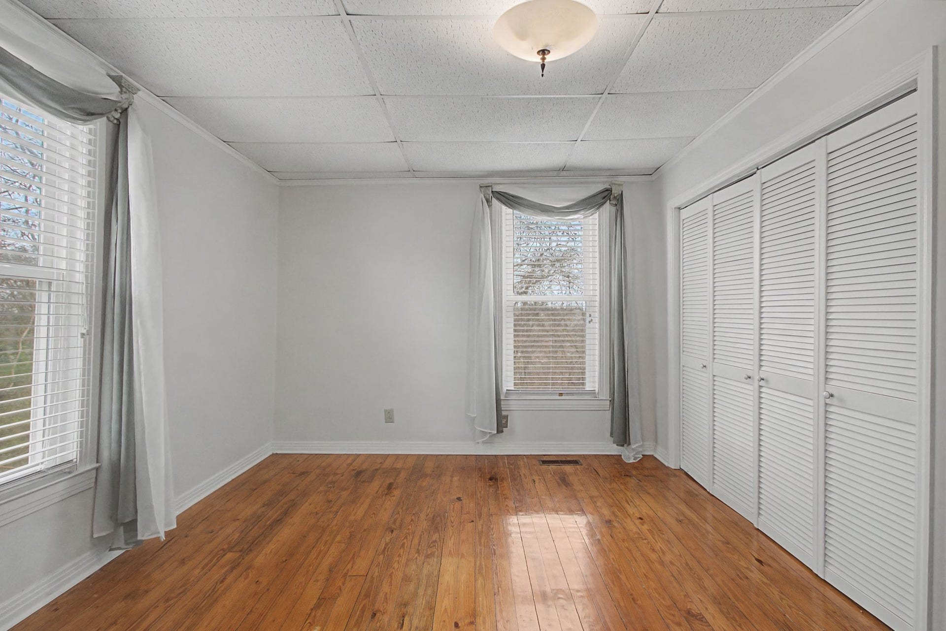 704 Fleming St, Columbia, TN 38401 704 Fleming St, Columbia, TN 38401