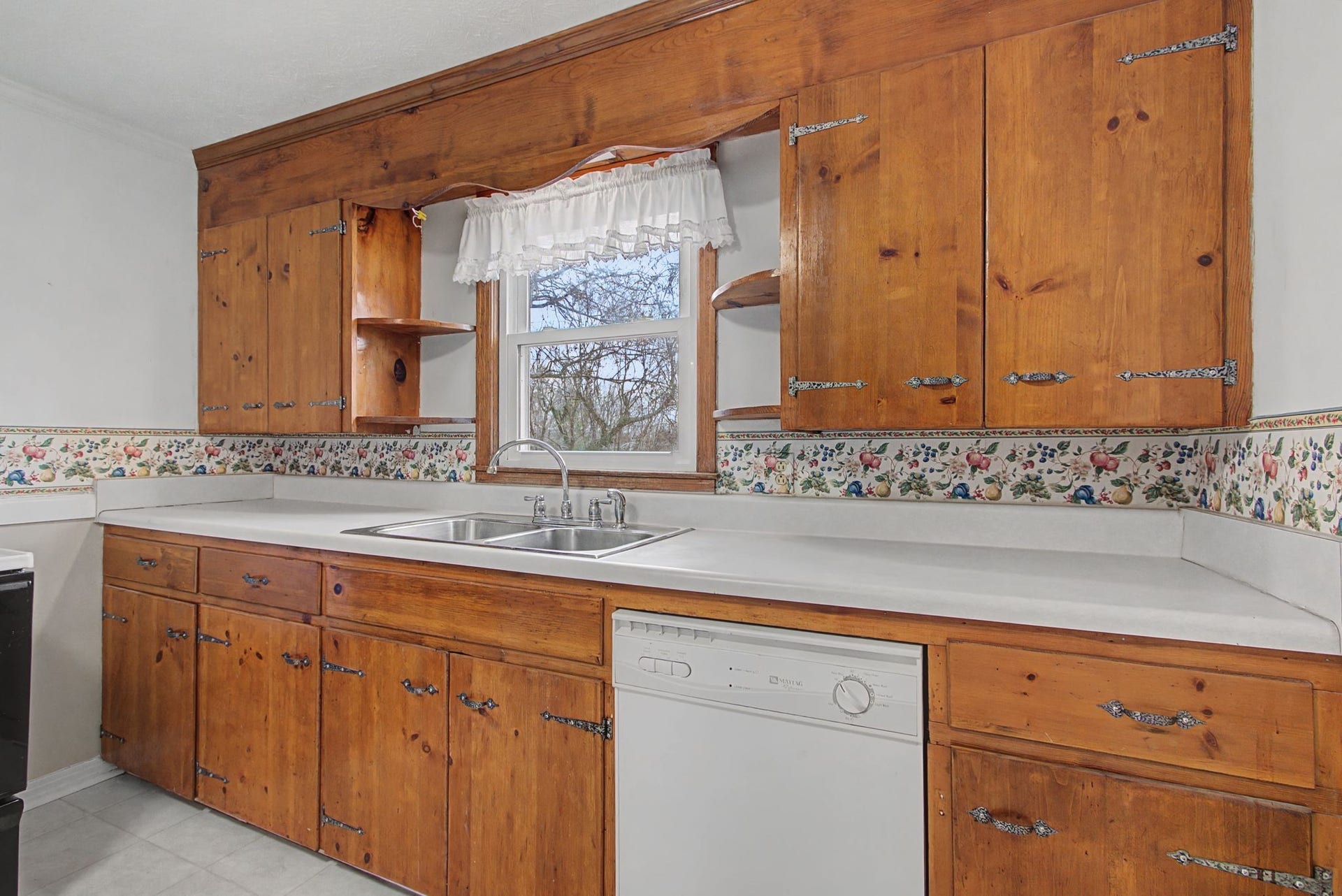 704 Fleming St, Columbia, TN 38401 704 Fleming St, Columbia, TN 38401