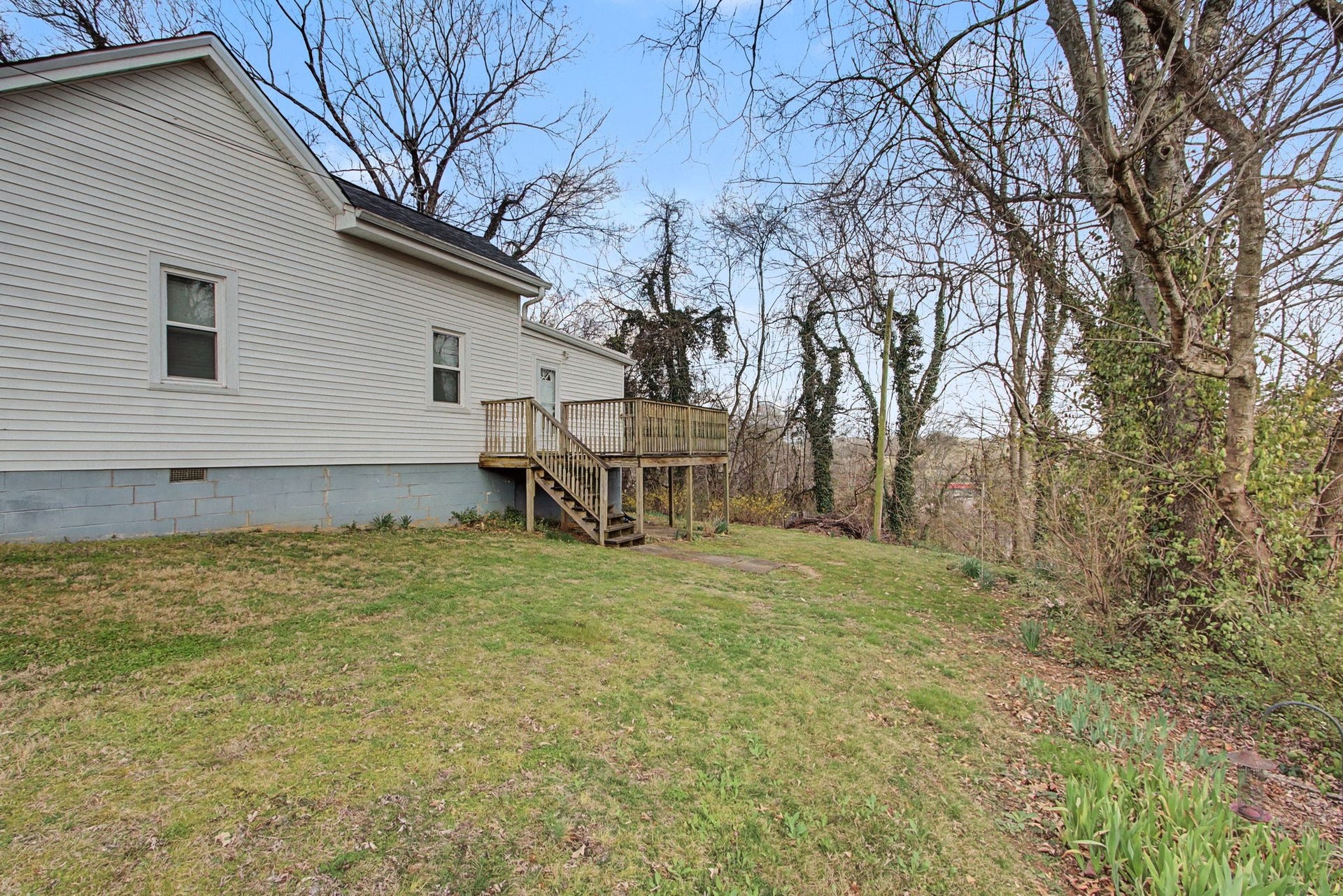 704 Fleming St, Columbia, TN 38401 704 Fleming St, Columbia, TN 38401