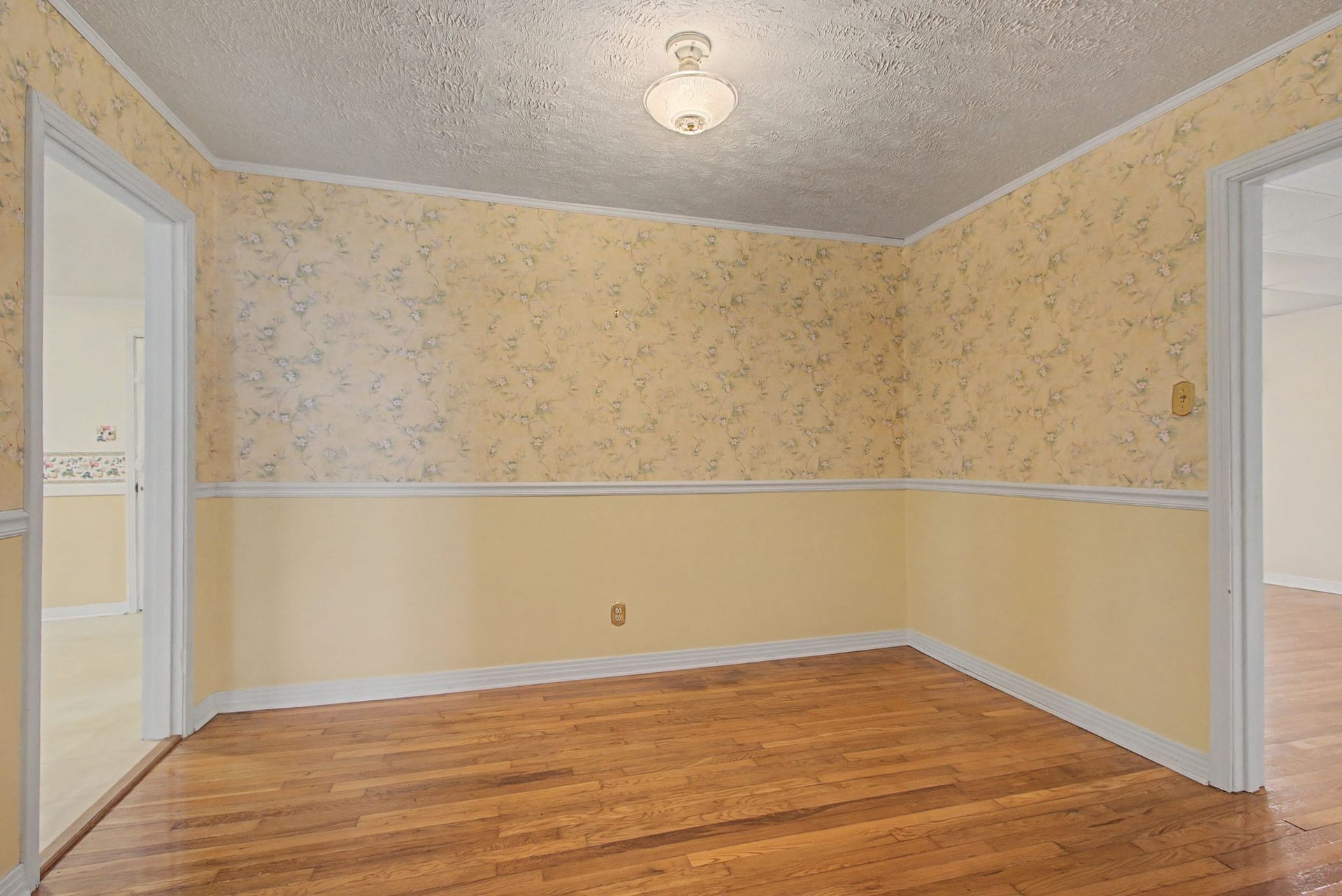 704 Fleming St, Columbia, TN 38401 704 Fleming St, Columbia, TN 38401
