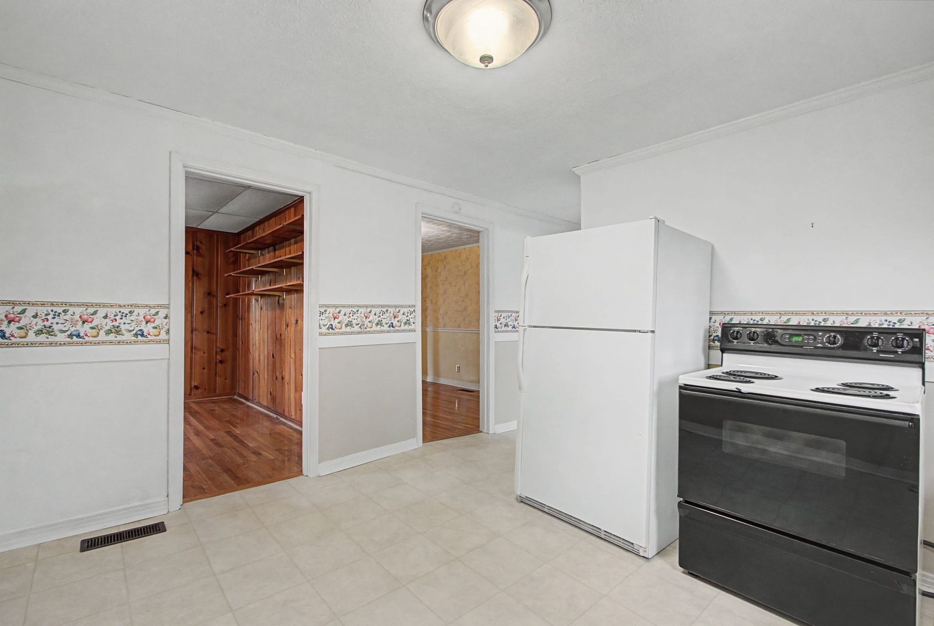 704 Fleming St, Columbia, TN 38401 704 Fleming St, Columbia, TN 38401