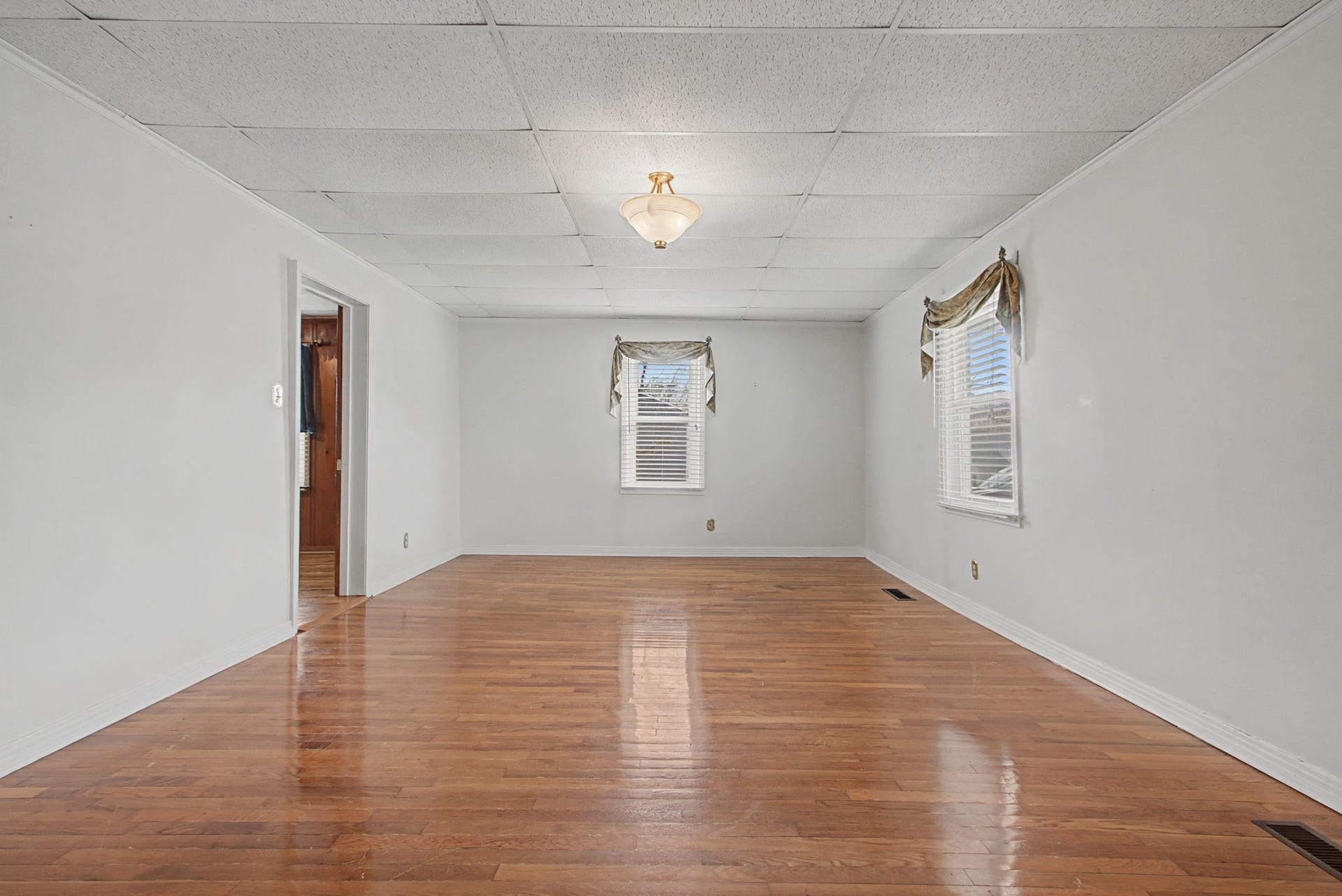 704 Fleming St, Columbia, TN 38401 704 Fleming St, Columbia, TN 38401
