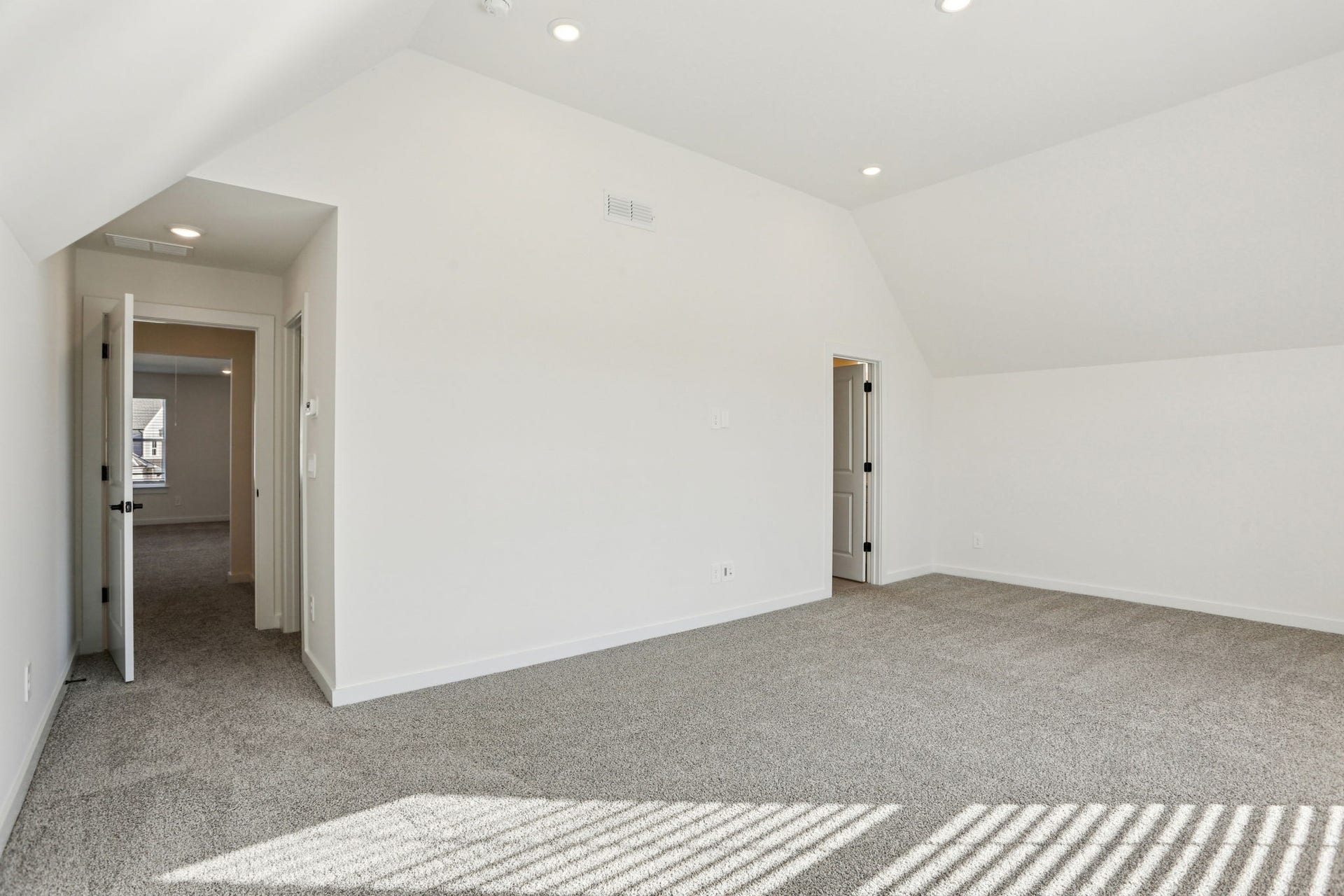 6930 Wayana Drive, Murfreesboro, TN 37127 6930 Wayana Drive, Murfreesboro, TN 37127