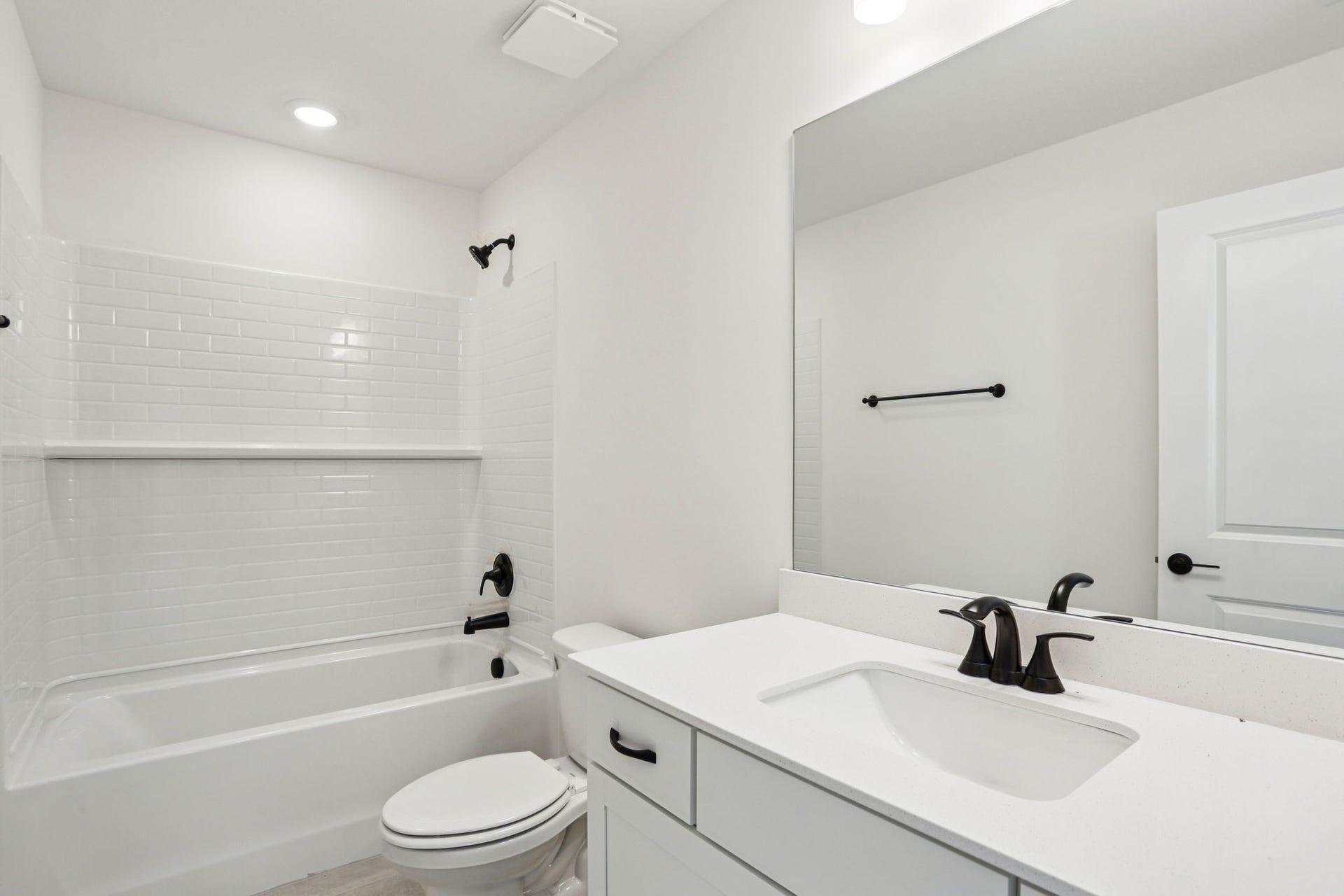 6930 Wayana Drive, Murfreesboro, TN 37127 6930 Wayana Drive, Murfreesboro, TN 37127