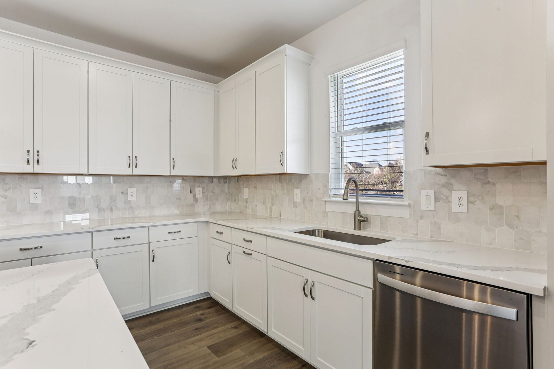 6915 Wayana Drive, Murfreesboro, TN 37127 6915 Wayana Drive, Murfreesboro, TN 37127