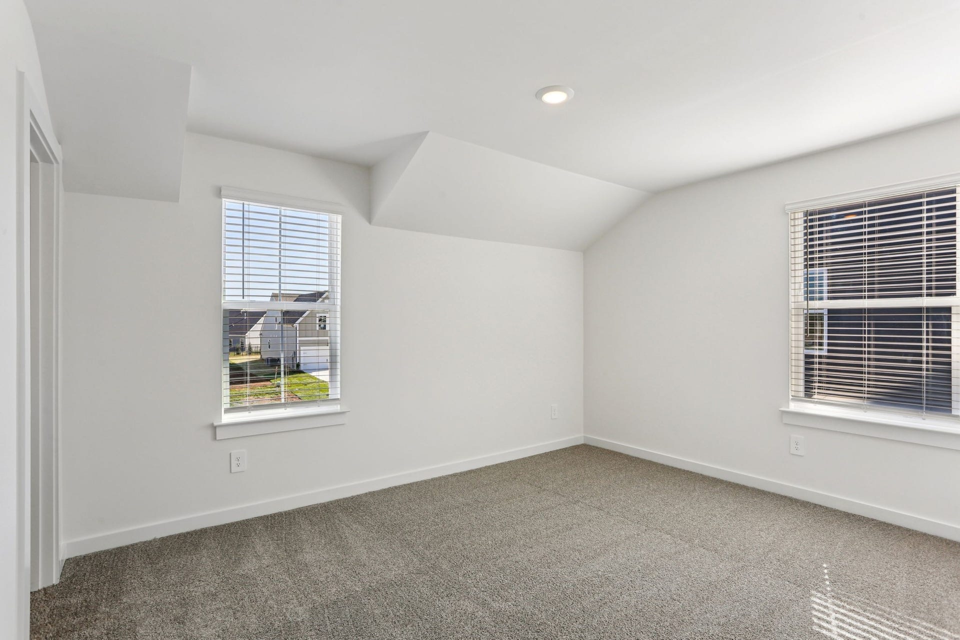 6915 Wayana Drive, Murfreesboro, TN 37127 6915 Wayana Drive, Murfreesboro, TN 37127