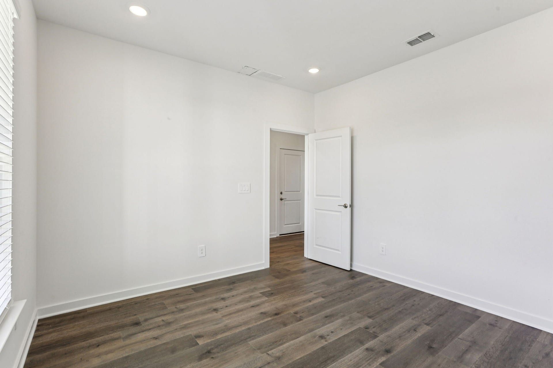 6915 Wayana Drive, Murfreesboro, TN 37127 6915 Wayana Drive, Murfreesboro, TN 37127
