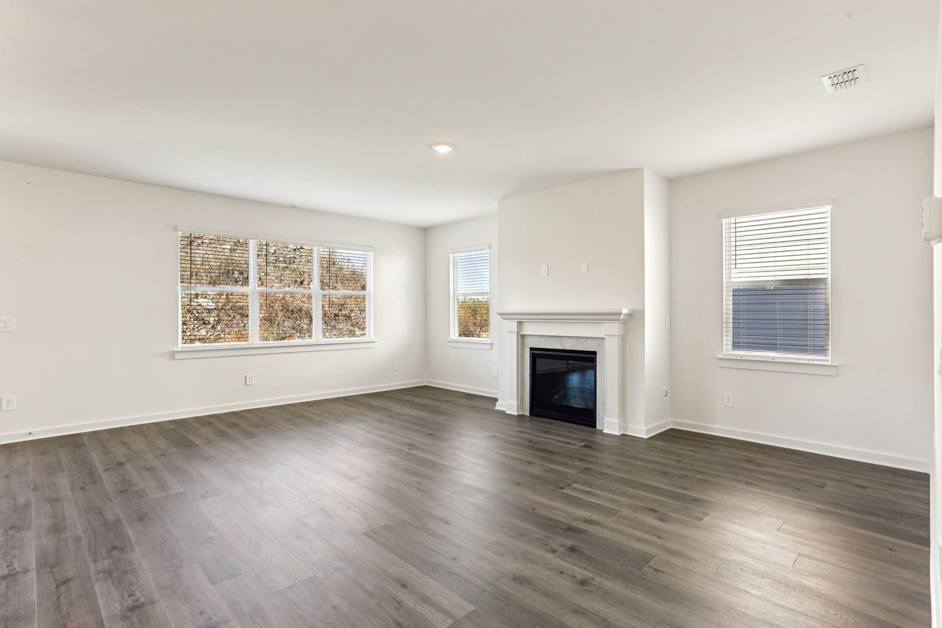 6915 Wayana Drive, Murfreesboro, TN 37127 6915 Wayana Drive, Murfreesboro, TN 37127