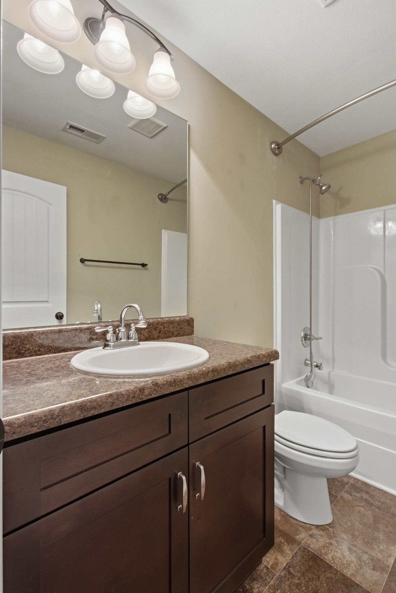 1749 Auburn Ln, Columbia, TN 38401 1749 Auburn Ln, Columbia, TN 38401
