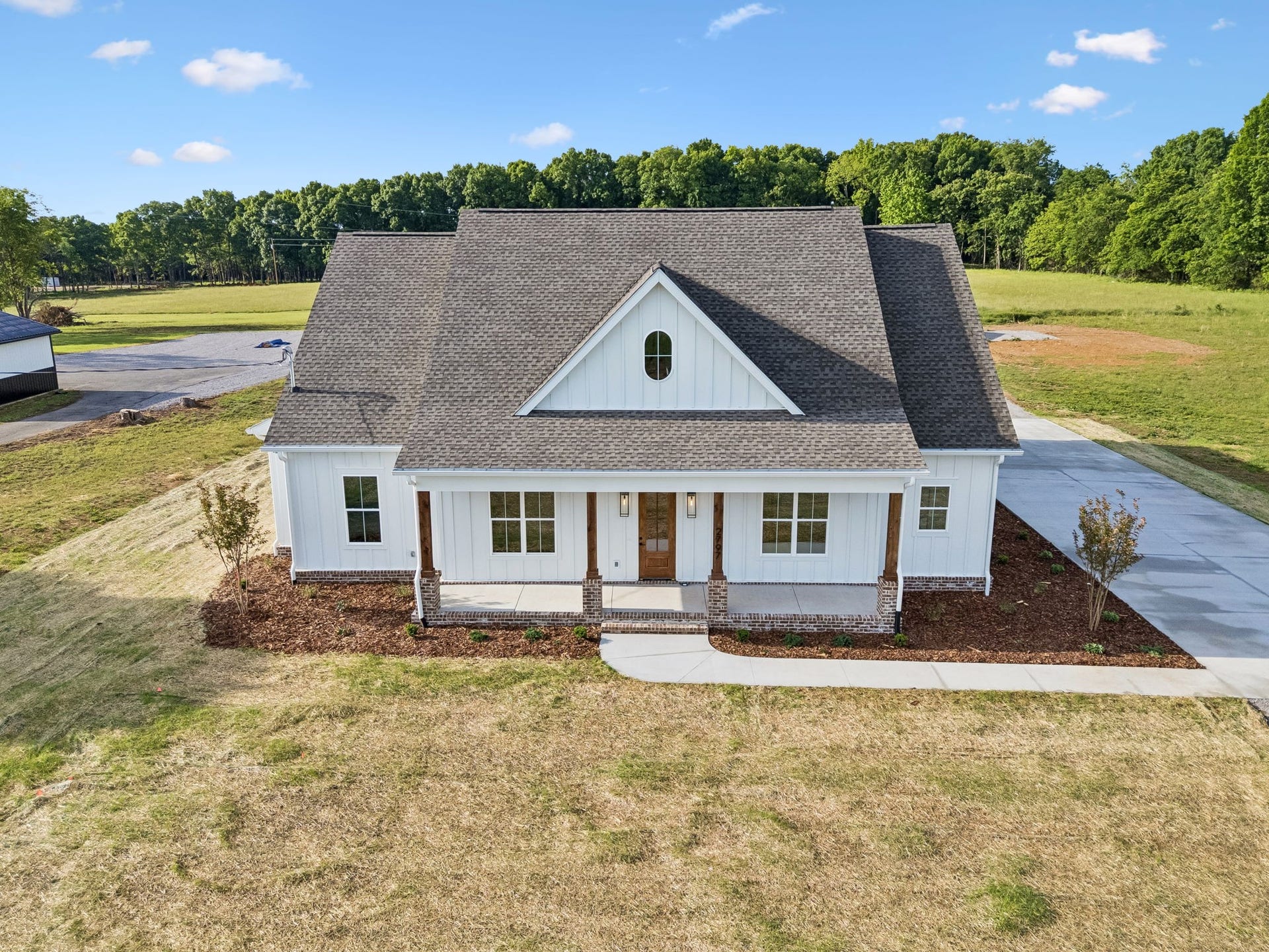 2797 Unionville Rd, Chapel Hill, TN 37034 2797 Unionville Rd, Chapel Hill, TN 37034