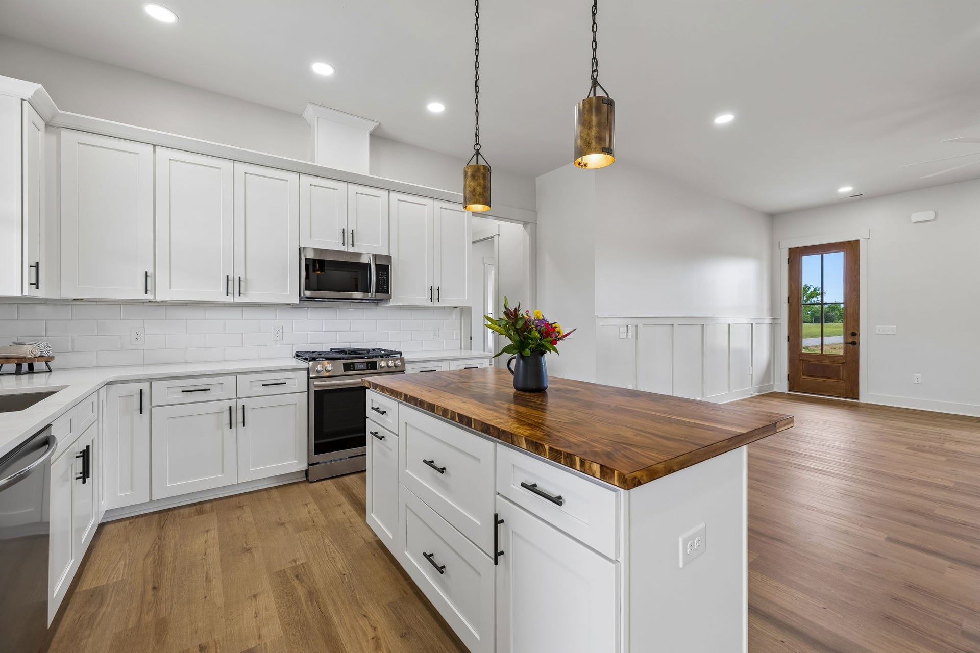 2797 Unionville Rd, Chapel Hill, TN 37034 2797 Unionville Rd, Chapel Hill, TN 37034