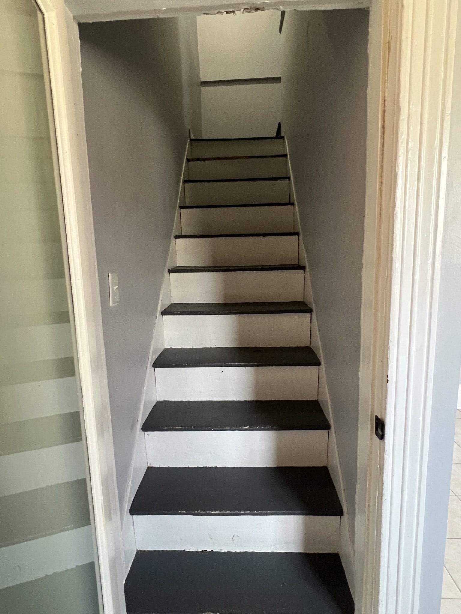 201 Pleasant St, Mount Pleasant, TN 38474 Stairway to Second Floor from Kitchen