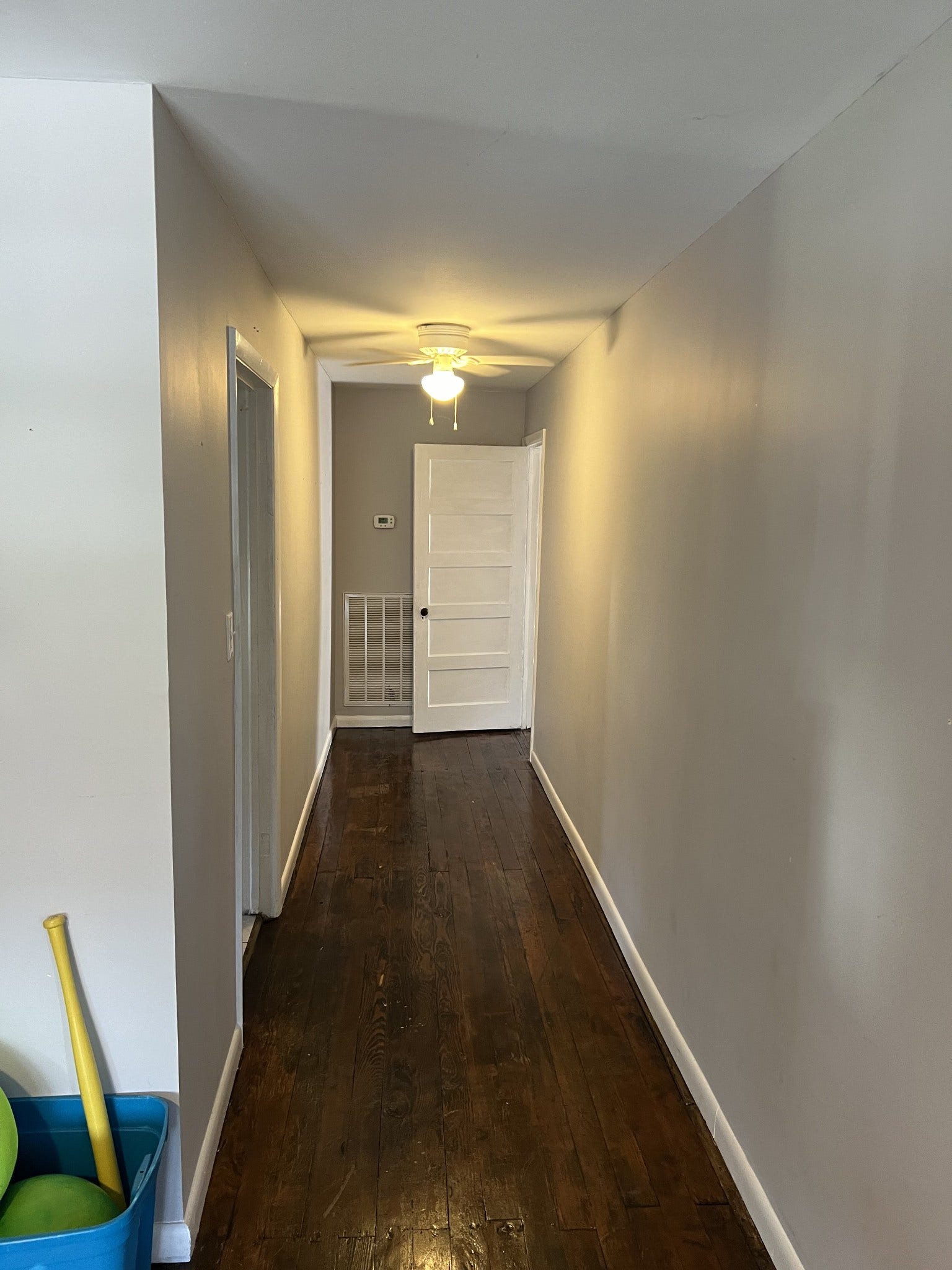 201 Pleasant St, Mount Pleasant, TN 38474 Second Floor Hallway