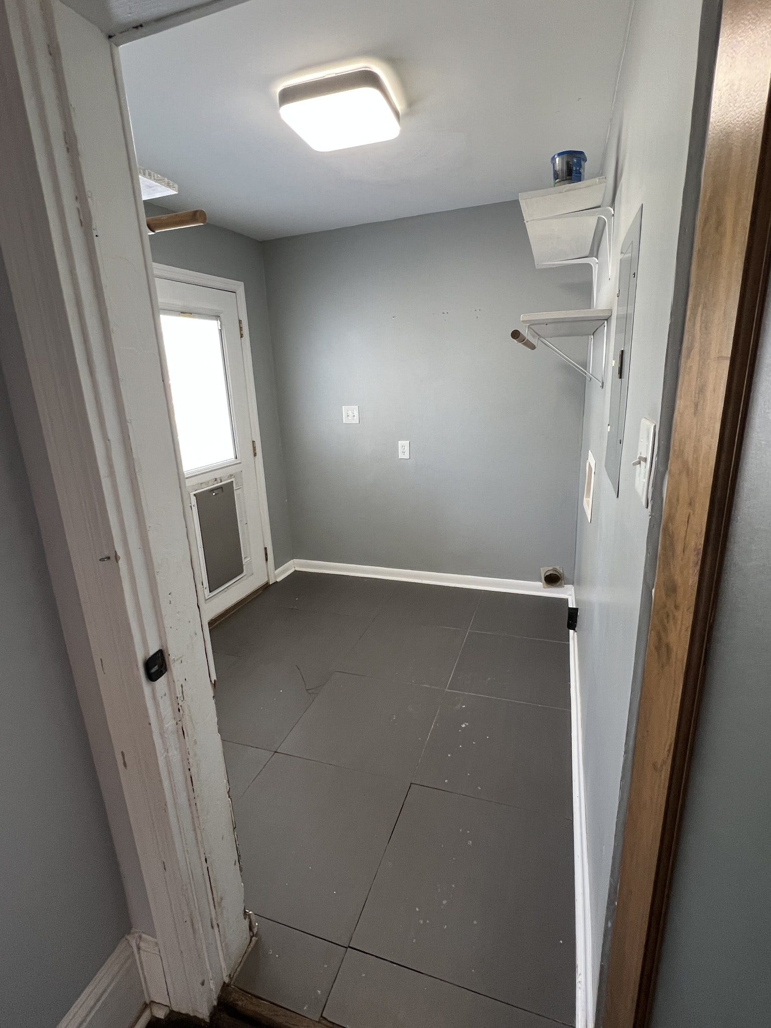 201 Pleasant St, Mount Pleasant, TN 38474 Utility Room