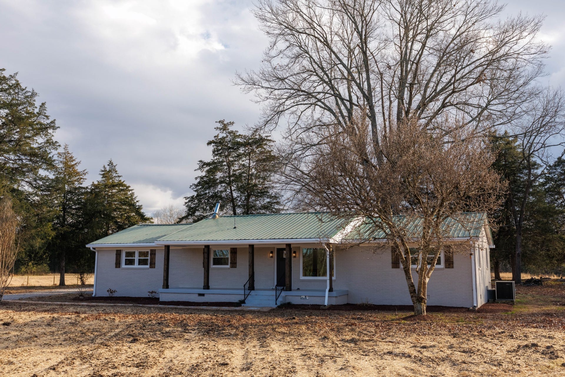 2239 Hunter Bills Rd, Lewisburg, TN 37091
