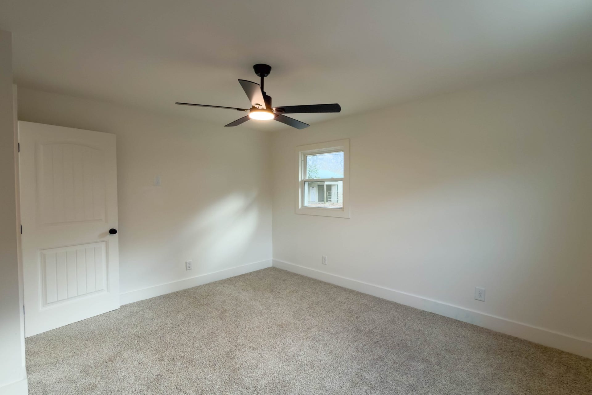 2239 Hunter Bills Rd, Lewisburg, TN 37091