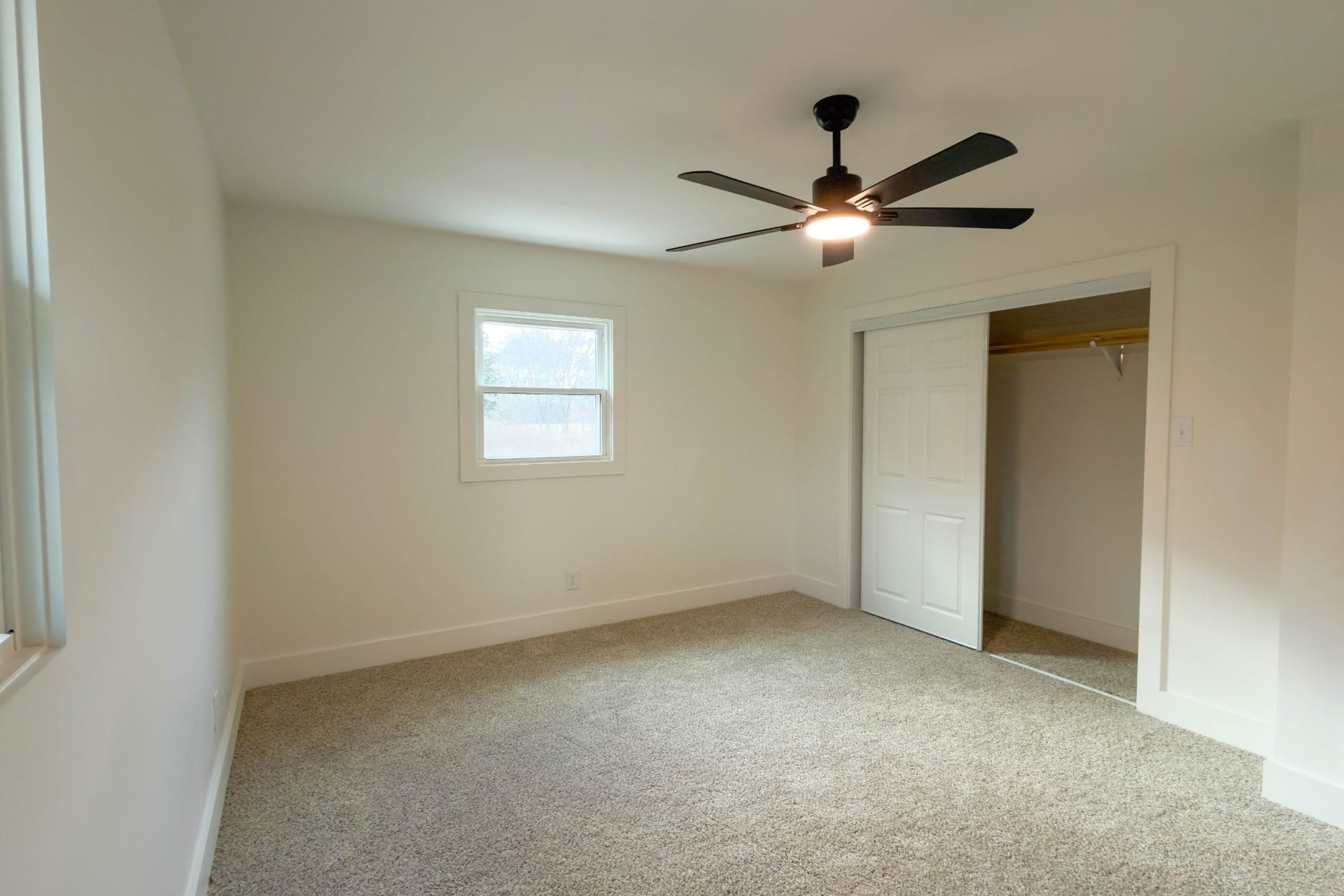 2239 Hunter Bills Rd, Lewisburg, TN 37091