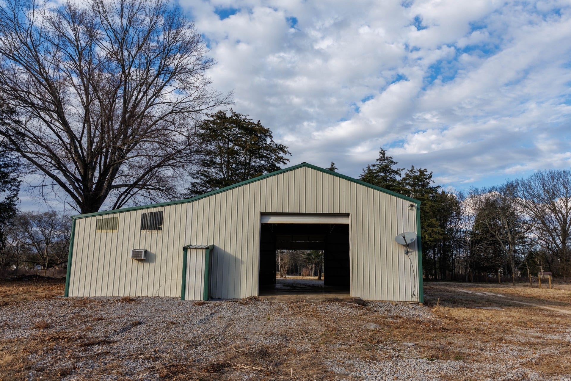 2239 Hunter Bills Rd, Lewisburg, TN 37091