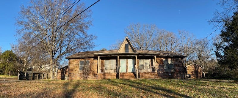 5001/2 Oakwood Dr, Columbia, TN 38401 5001/2 Oakwood Dr, Columbia, TN 38401