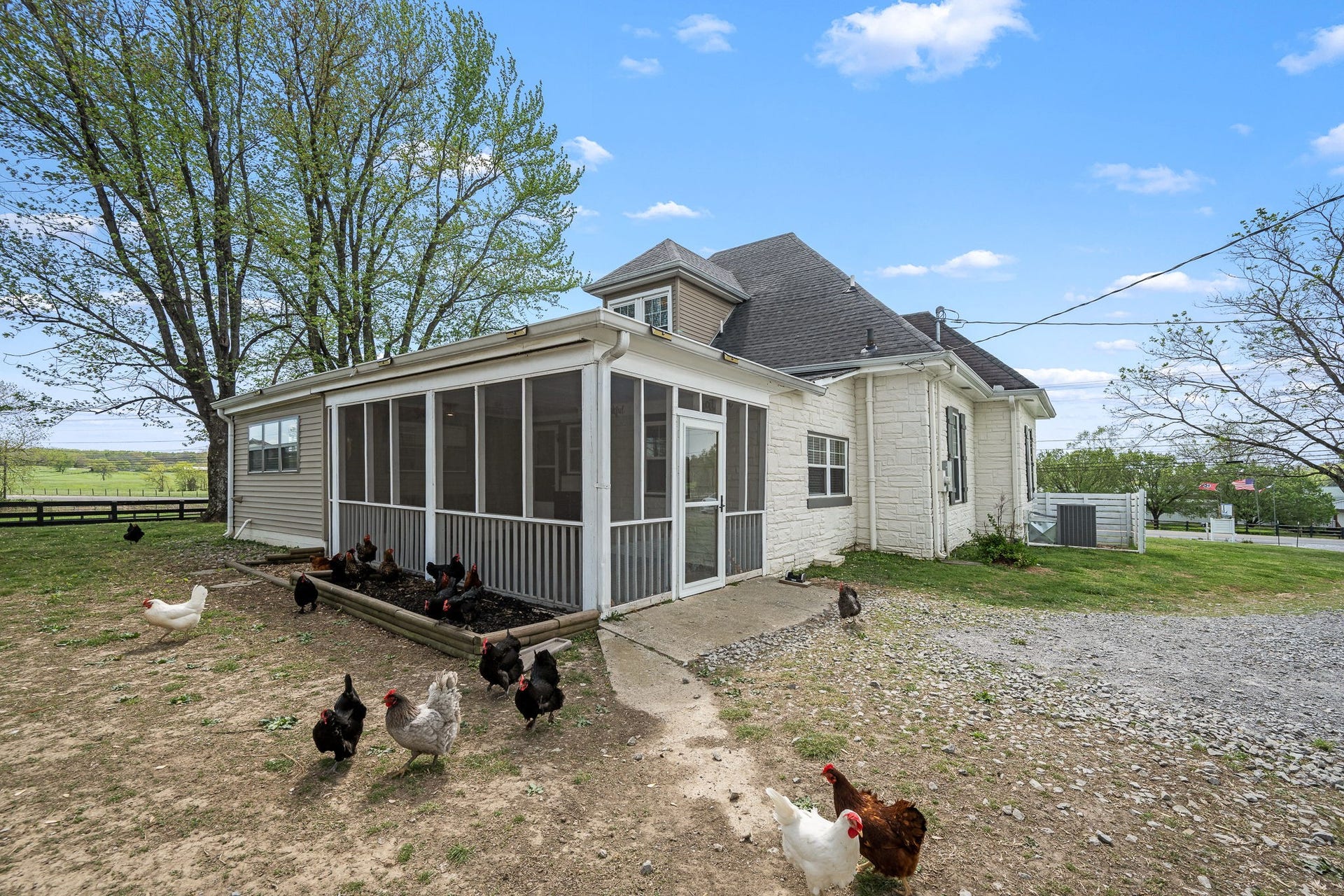 1146 Highway 64 W, Shelbyville, TN 37160 1146 Highway 64 W, Shelbyville, TN 37160