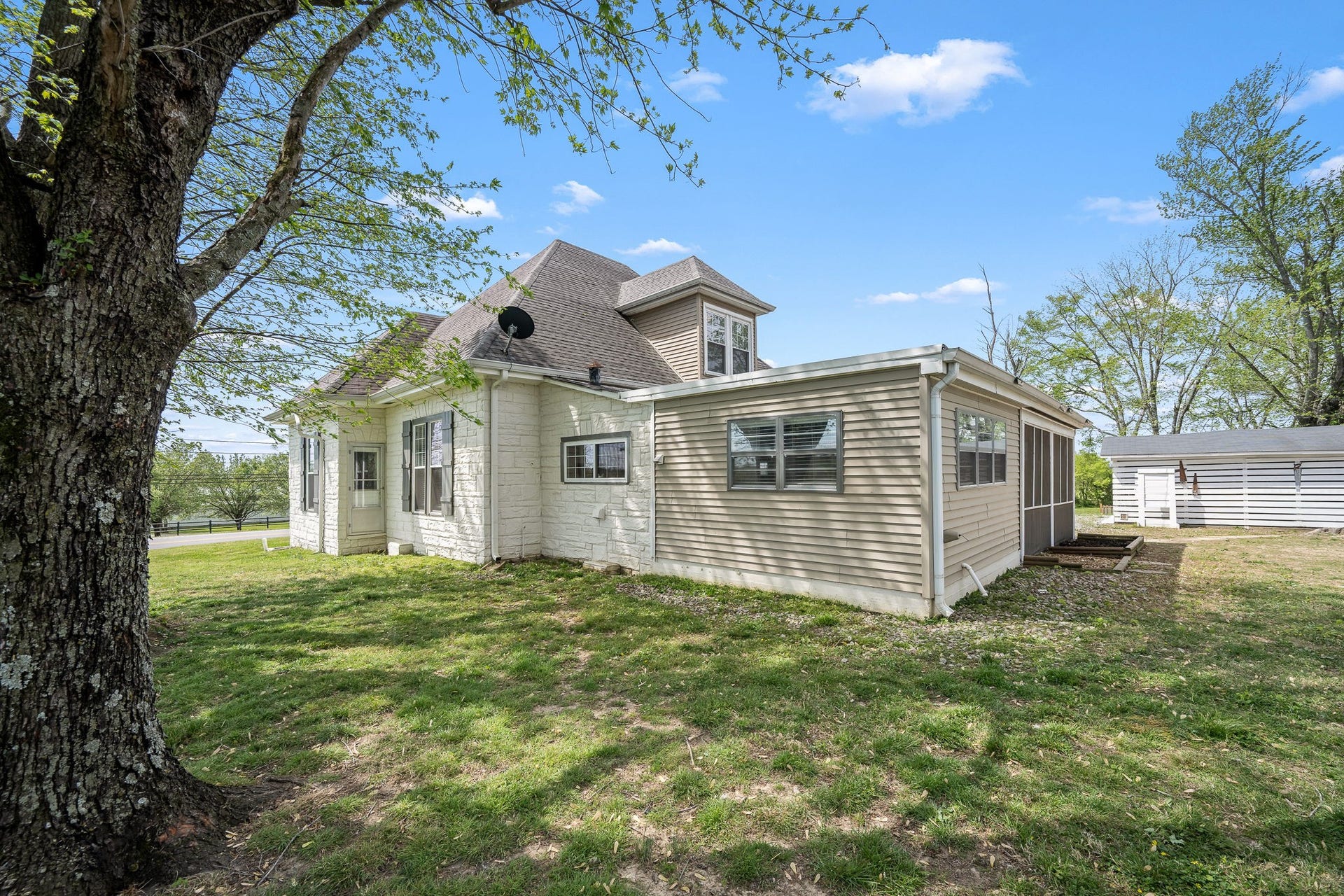 1146 Highway 64 W, Shelbyville, TN 37160 1146 Highway 64 W, Shelbyville, TN 37160