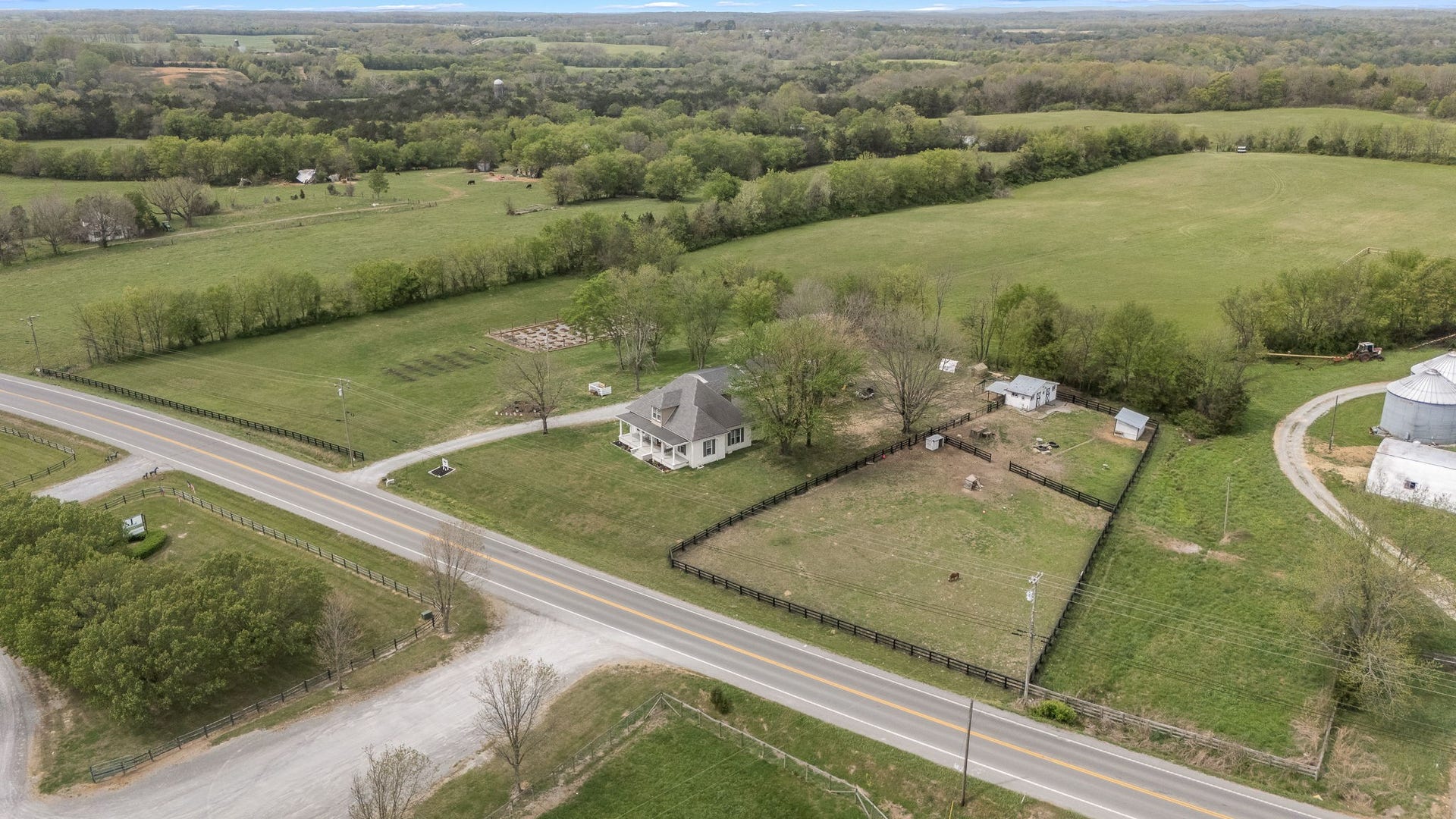 1146 Highway 64 W, Shelbyville, TN 37160 1146 Highway 64 W, Shelbyville, TN 37160