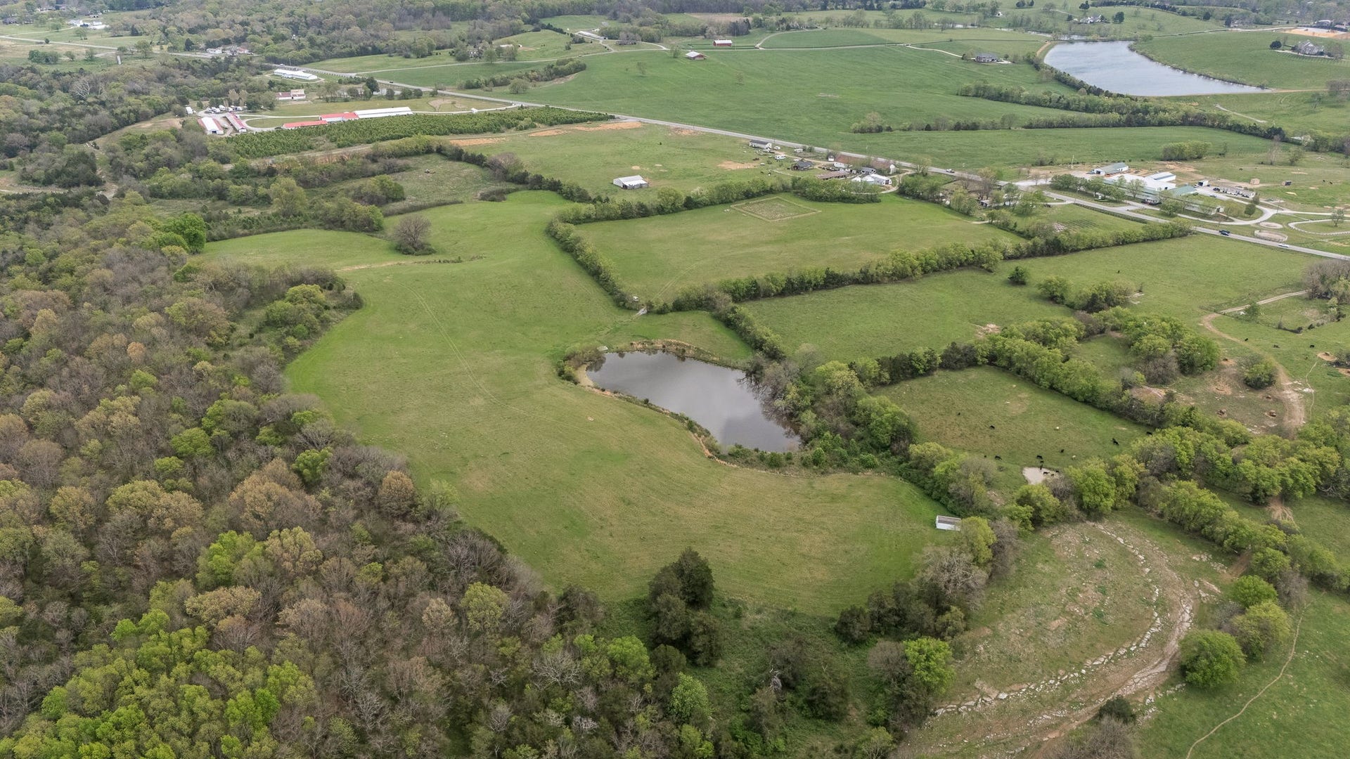 1146 Highway 64 W, Shelbyville, TN 37160 1146 Highway 64 W, Shelbyville, TN 37160