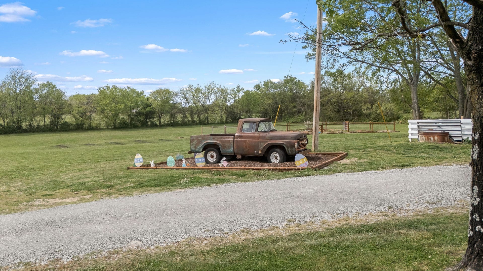 1146 Highway 64 W, Shelbyville, TN 37160 1146 Highway 64 W, Shelbyville, TN 37160