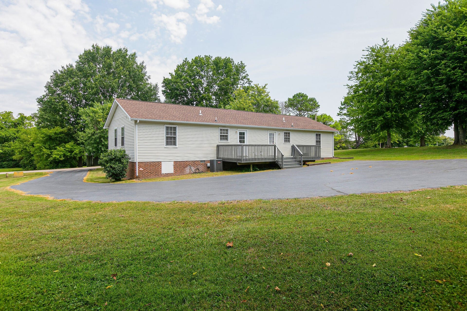 517 Woods Dr, Columbia, TN 38401 517 Woods Dr, Columbia, TN 38401