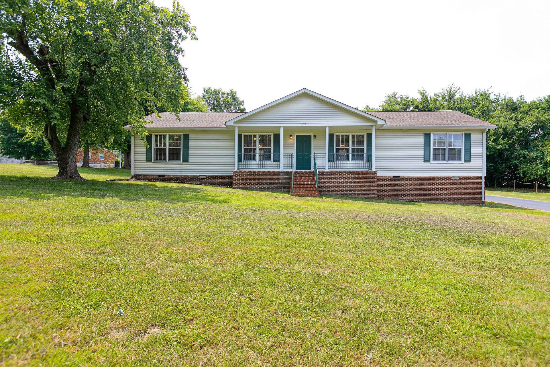 517 Woods Dr, Columbia, TN 38401 517 Woods Dr, Columbia, TN 38401