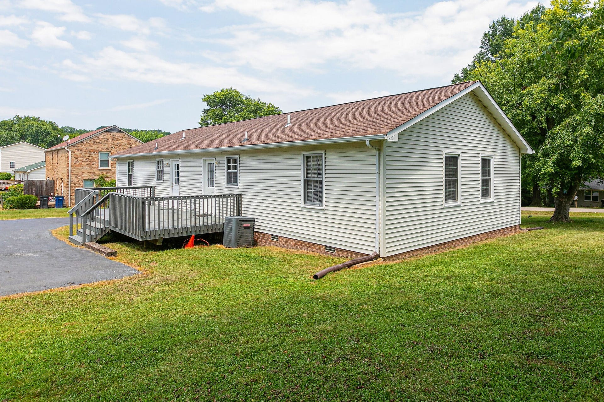 517 Woods Dr, Columbia, TN 38401 517 Woods Dr, Columbia, TN 38401
